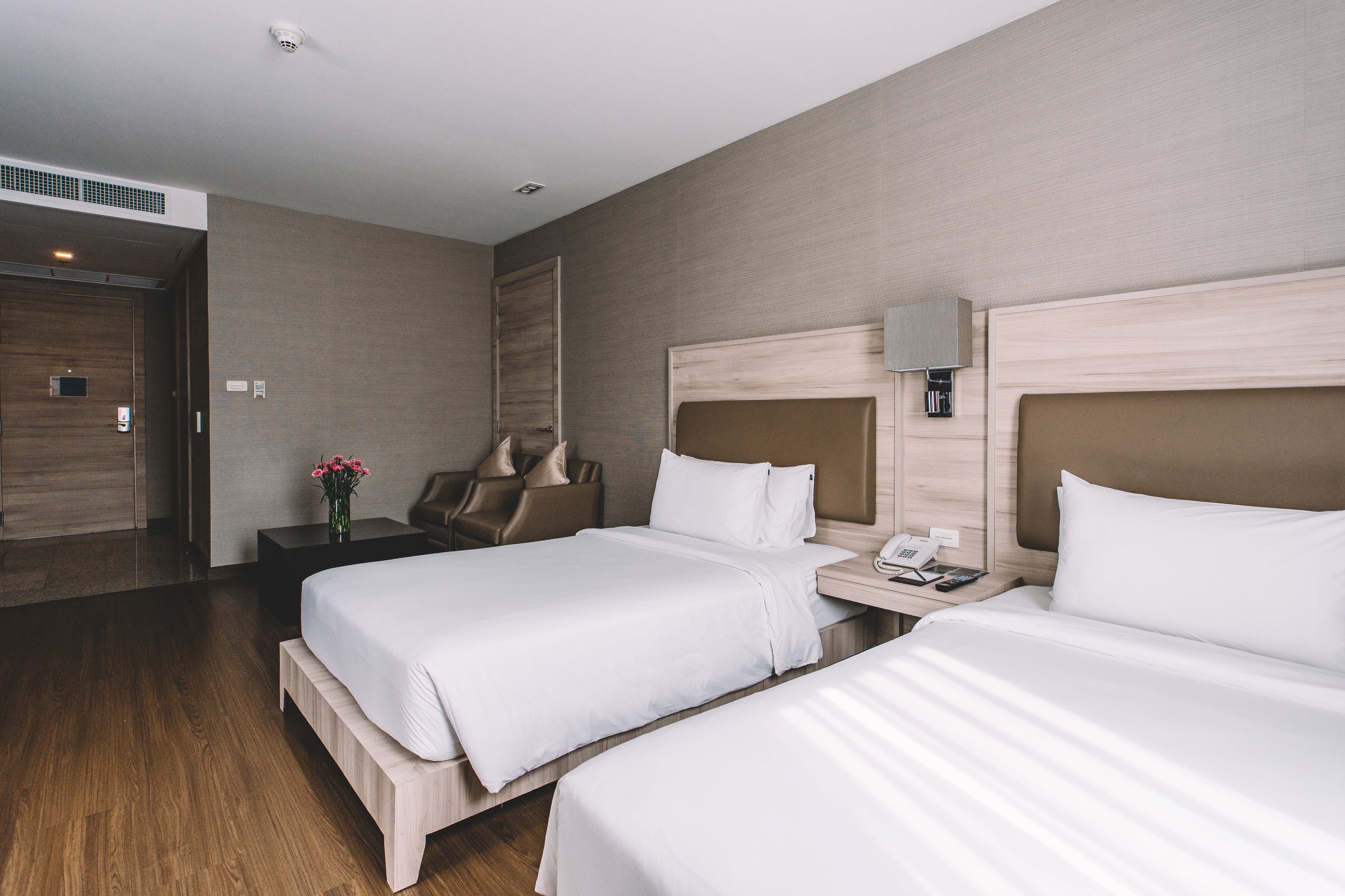 Double or Twin Standard