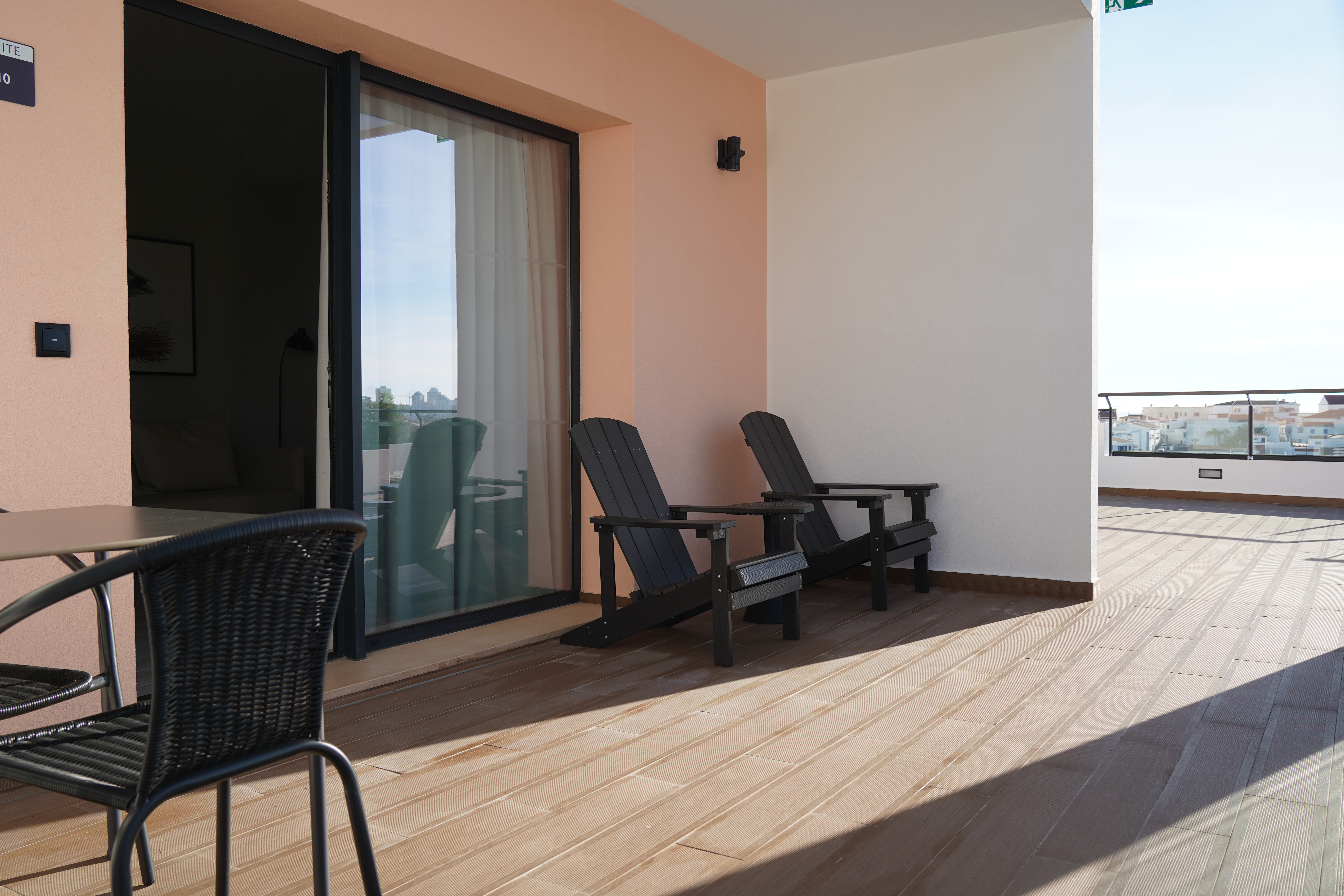 Suite Deluxe Capacity 2