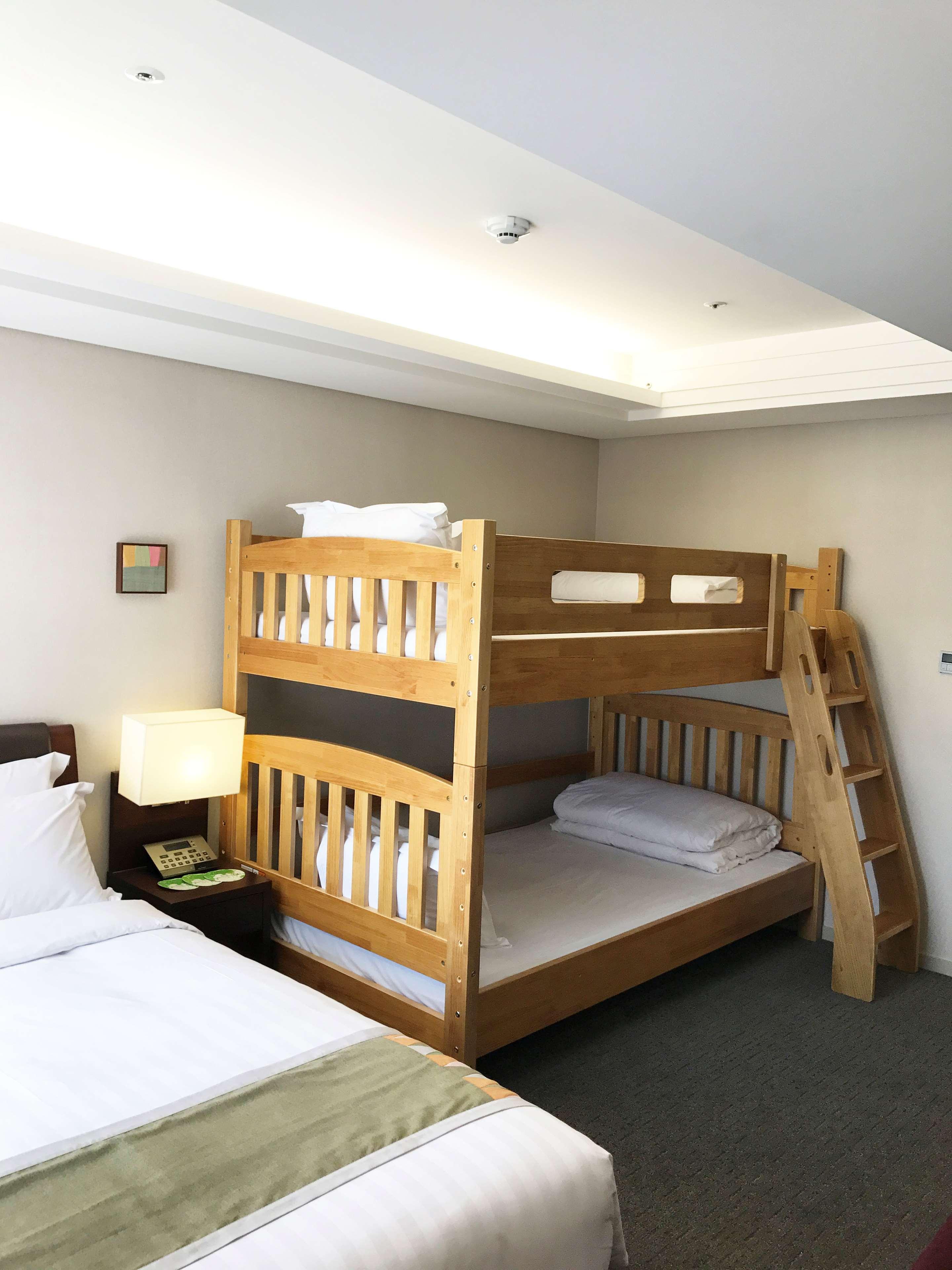 Family Room Three Beds