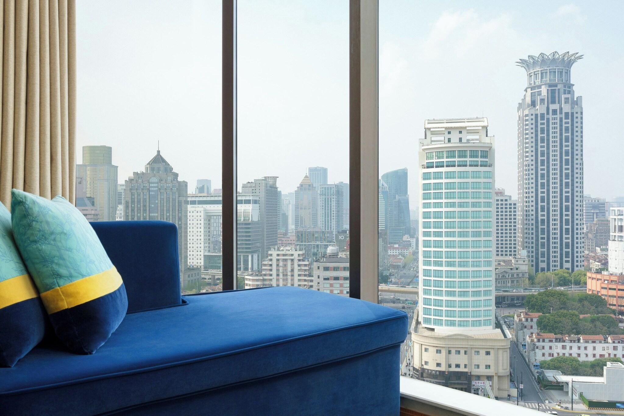 Double Premier King Bed