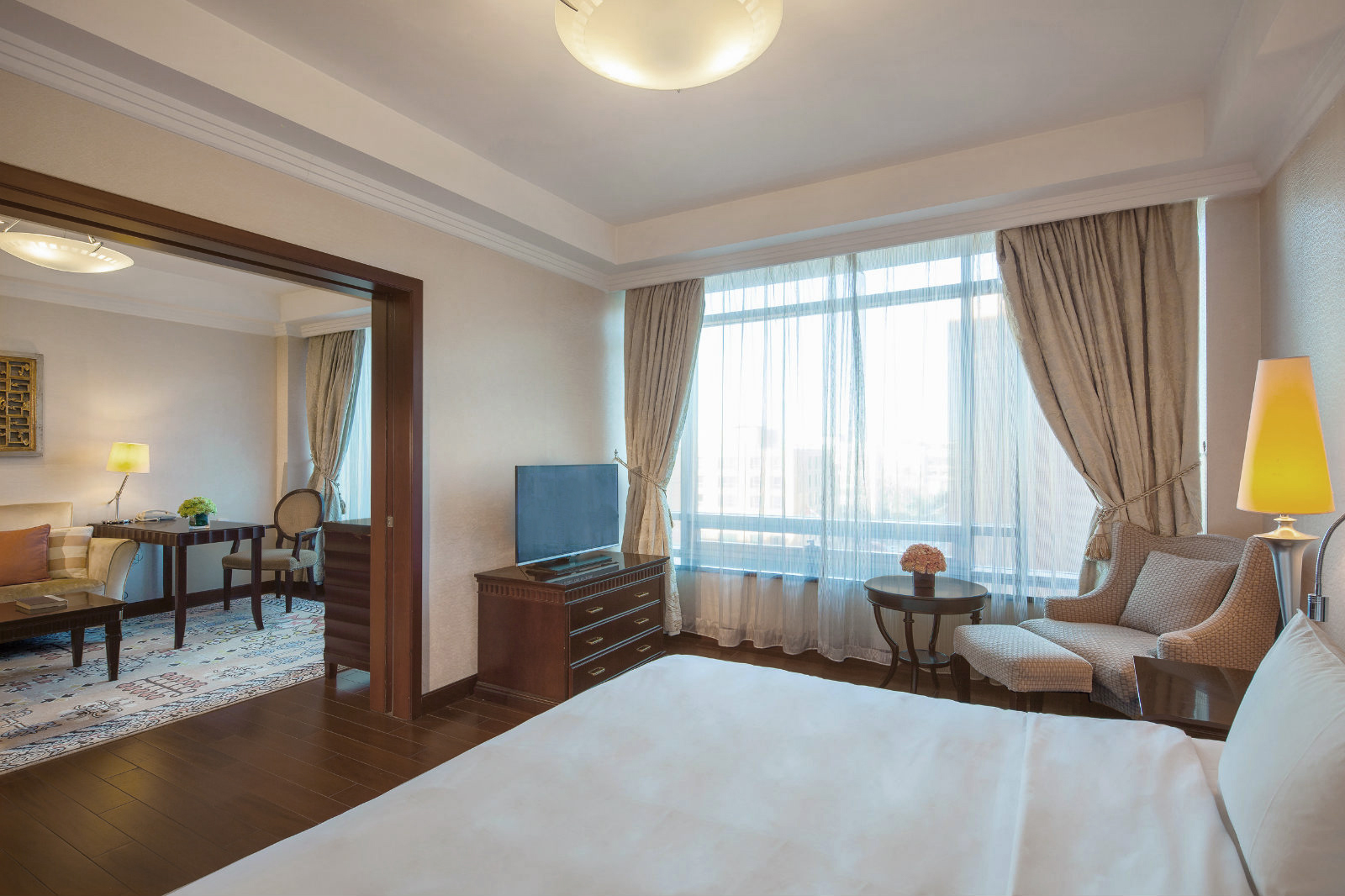 Double Deluxe King Bed