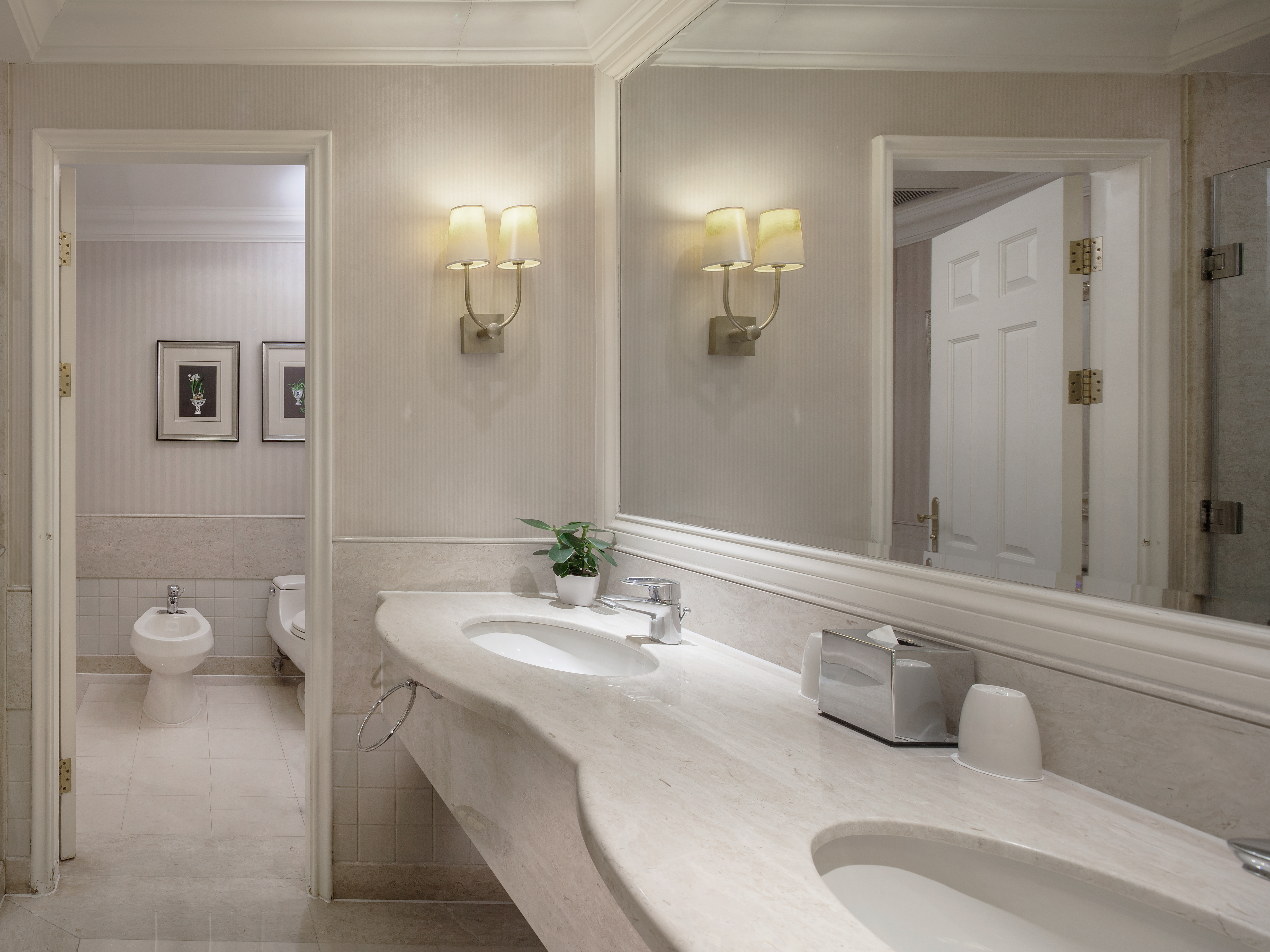 Room Deluxe King Bed