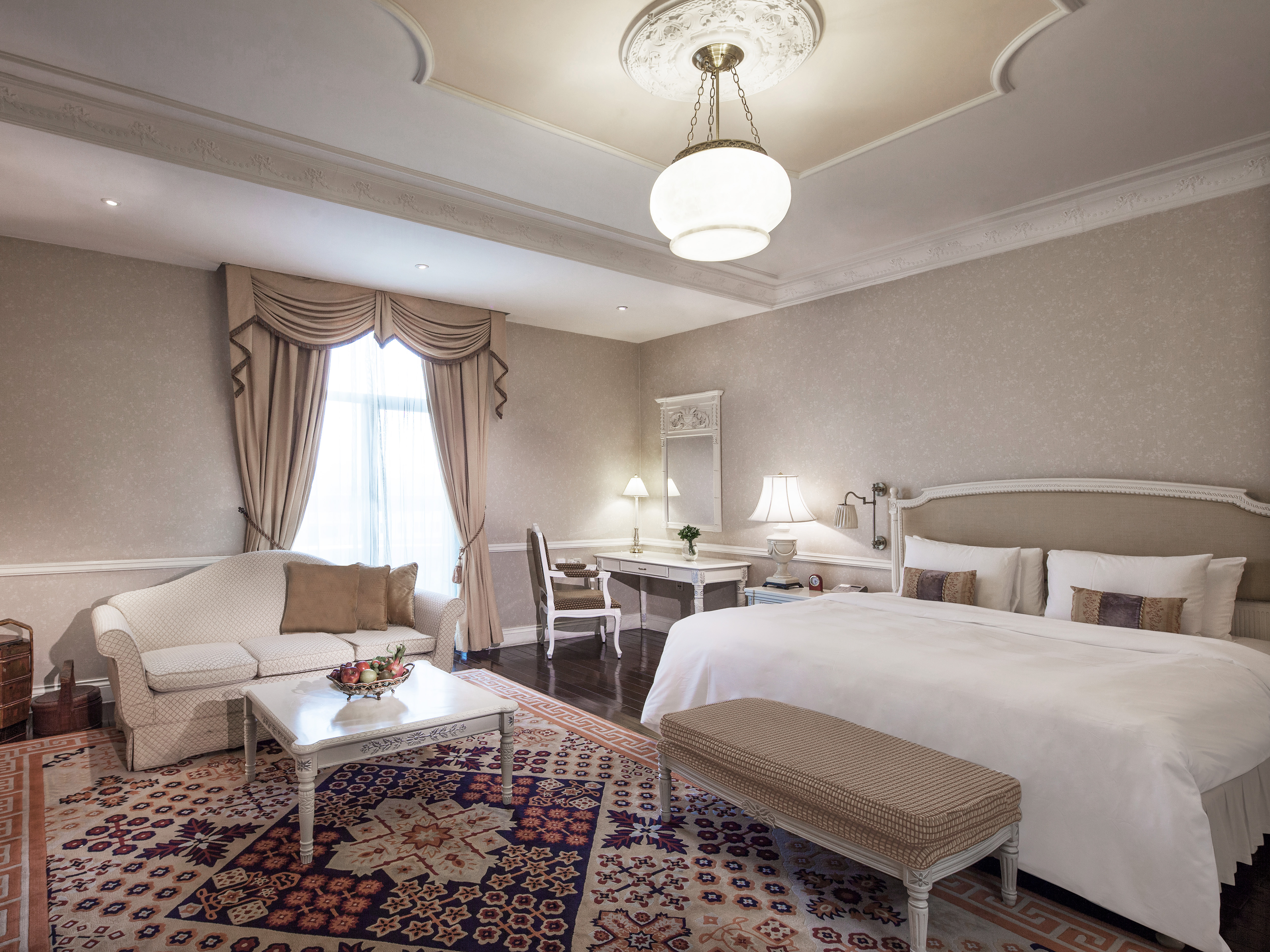 Room Deluxe King Bed