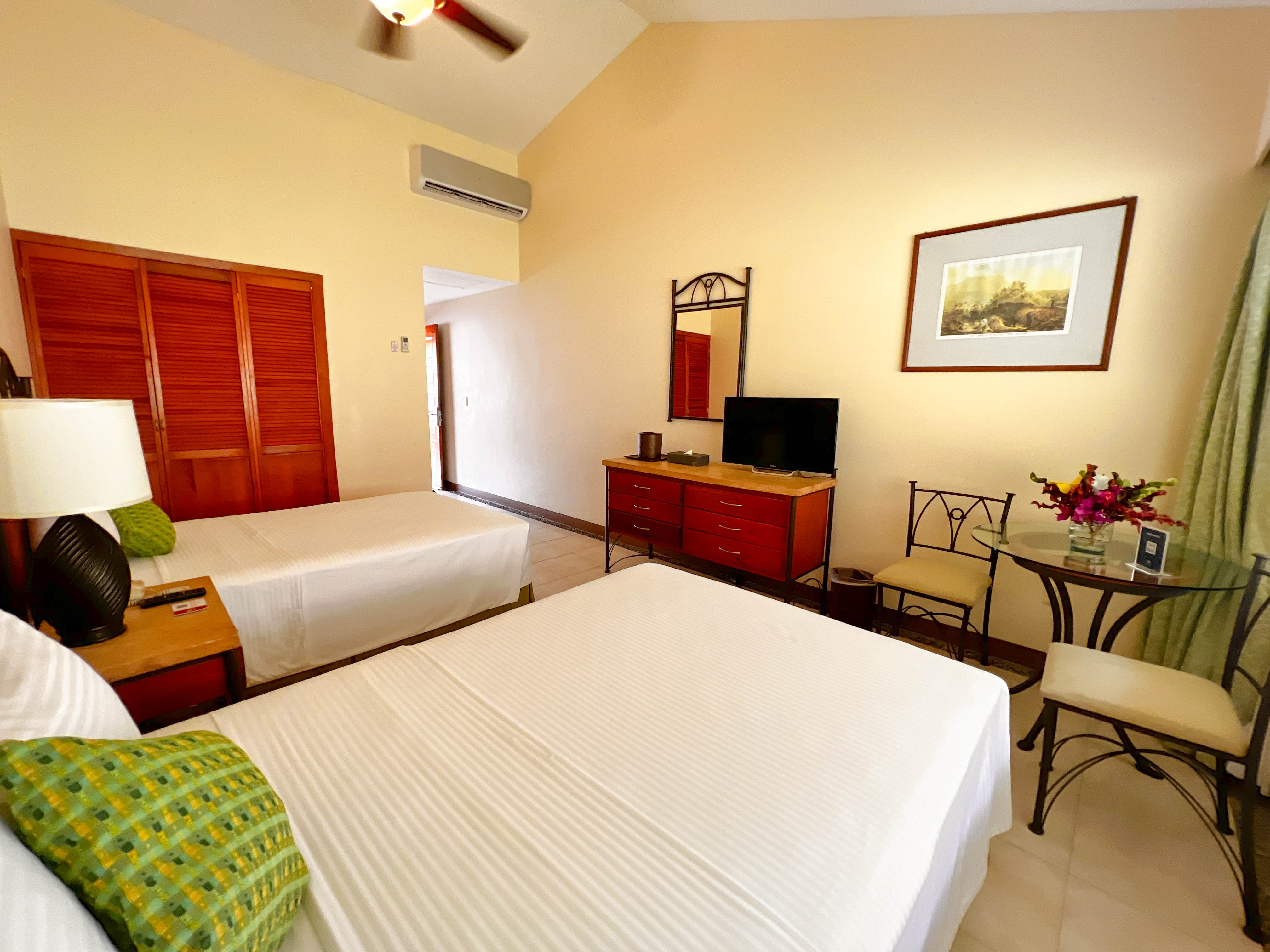 Double Deluxe Two Double Beds