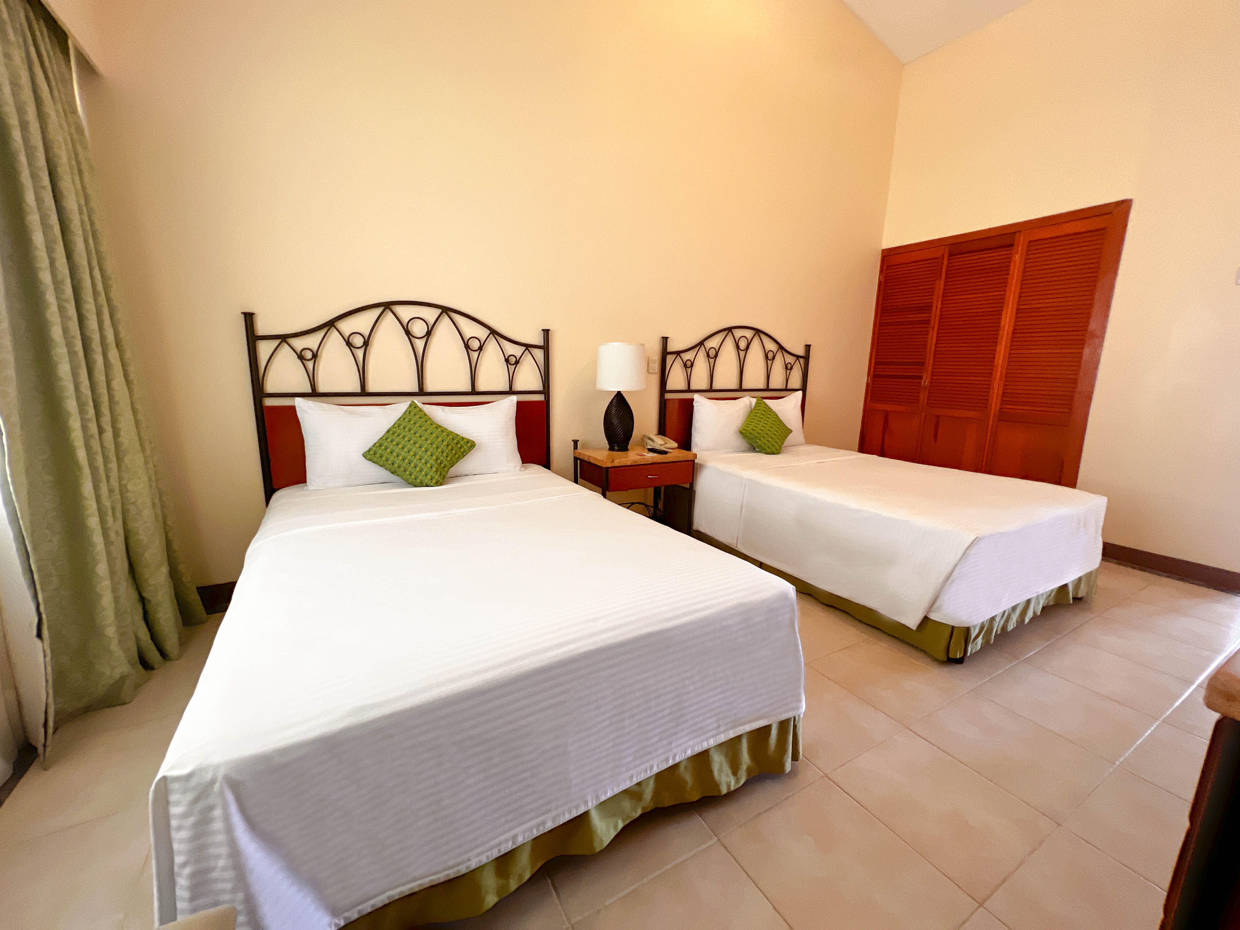 Double Deluxe Two Double Beds