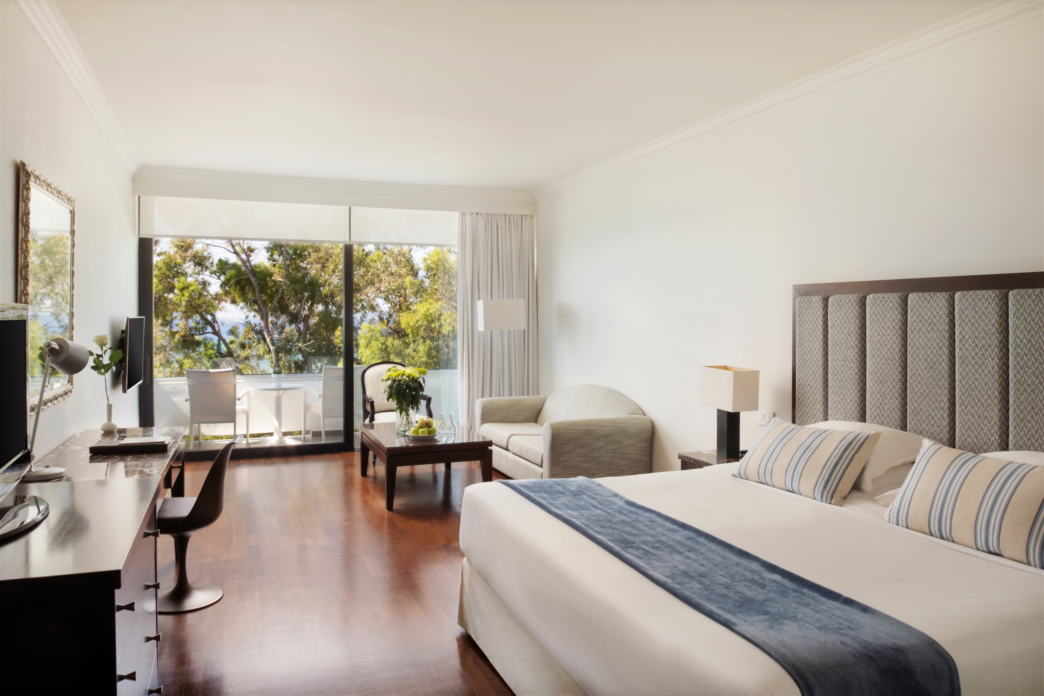 Double or Twin Executive Sea View