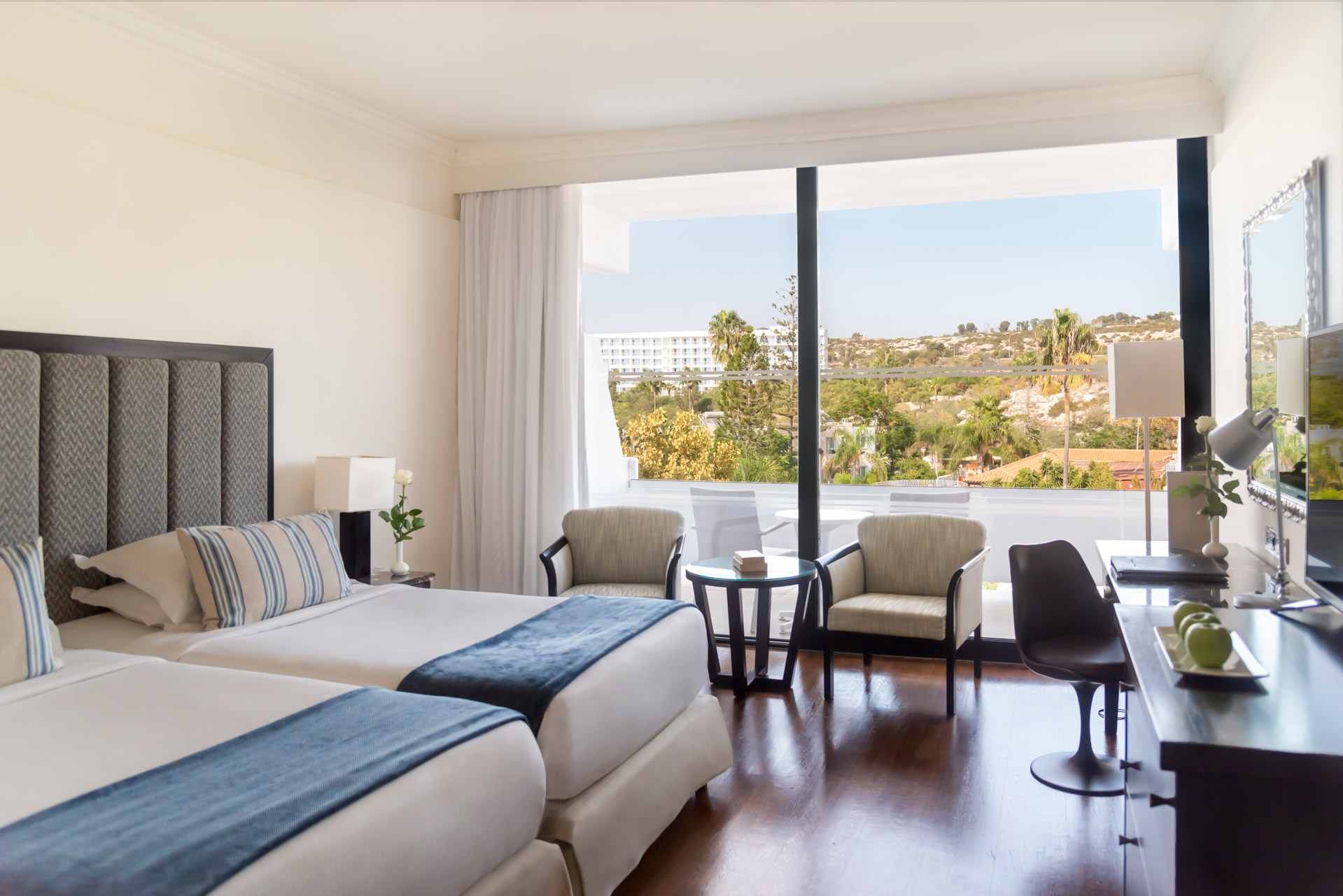 Double or Twin Standard