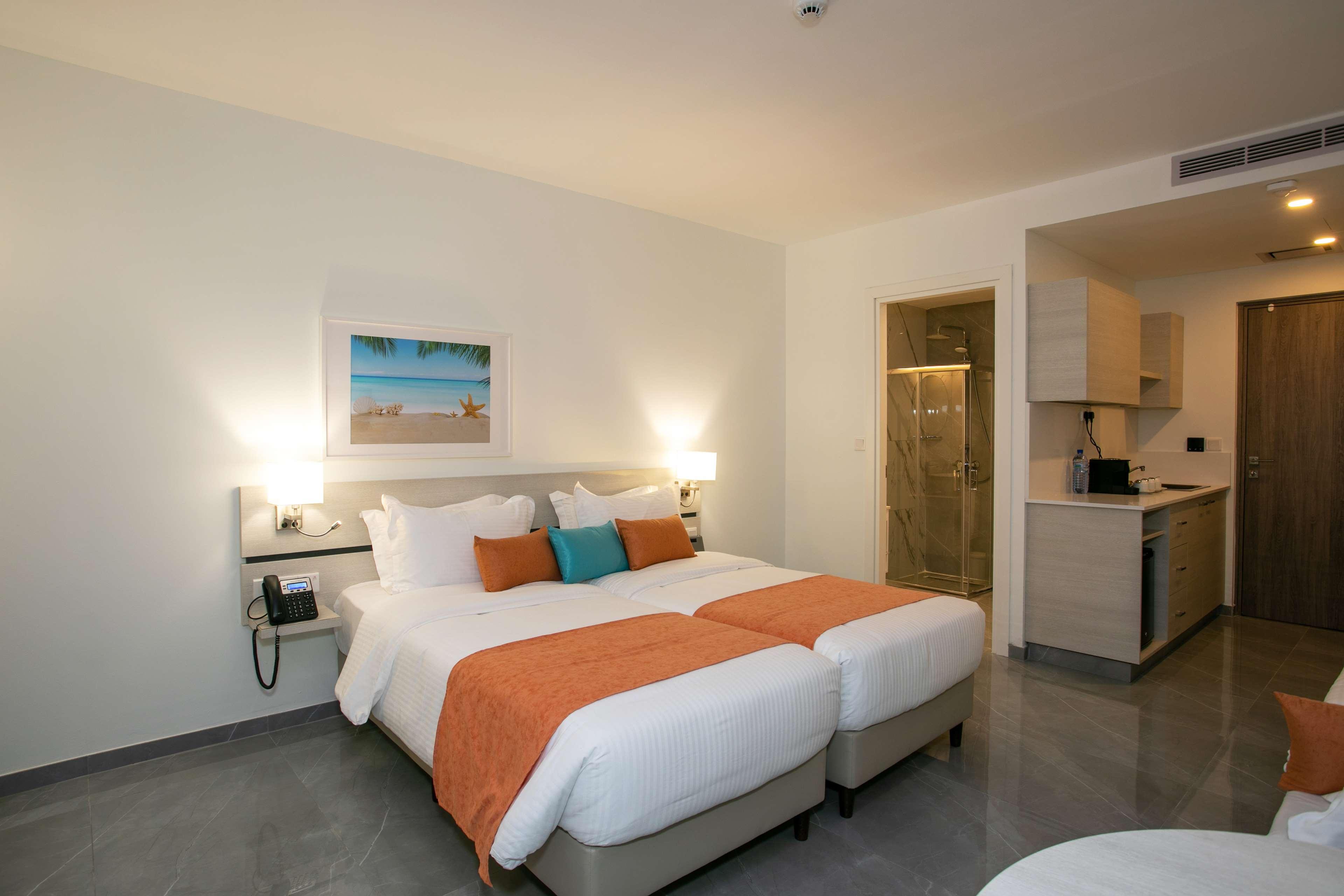 Suite Queen Size Bed