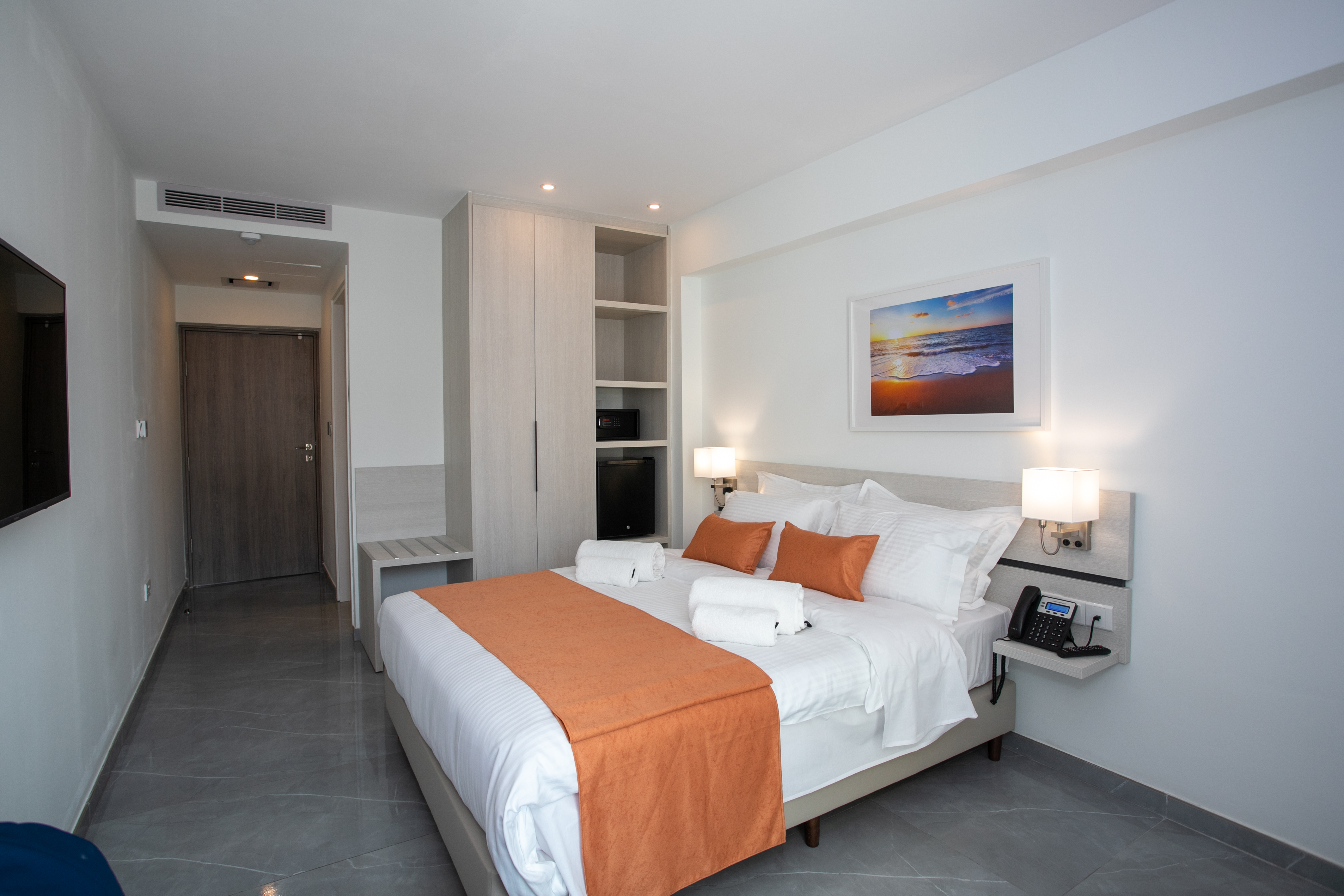 Double or Twin Standard