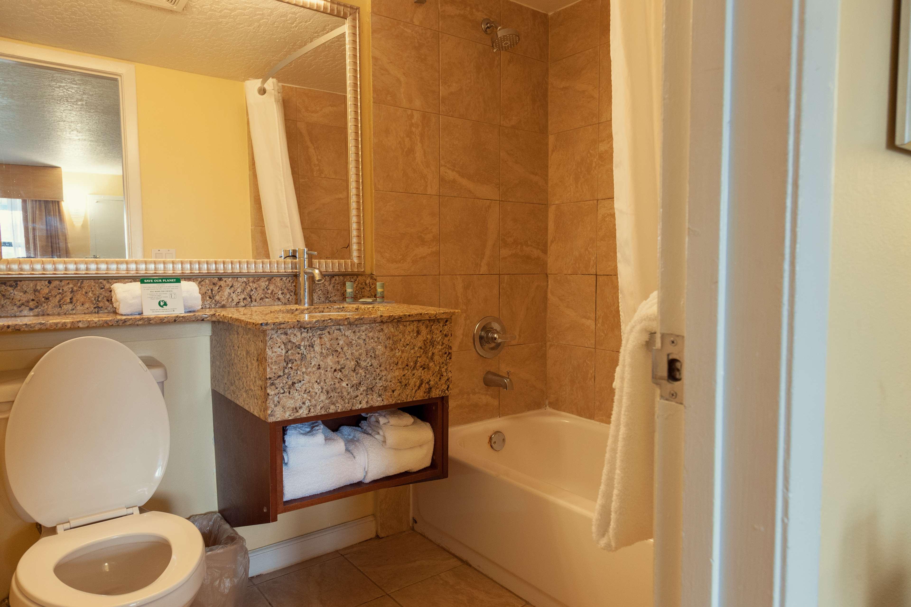 Junior Suite Two Queen Beds