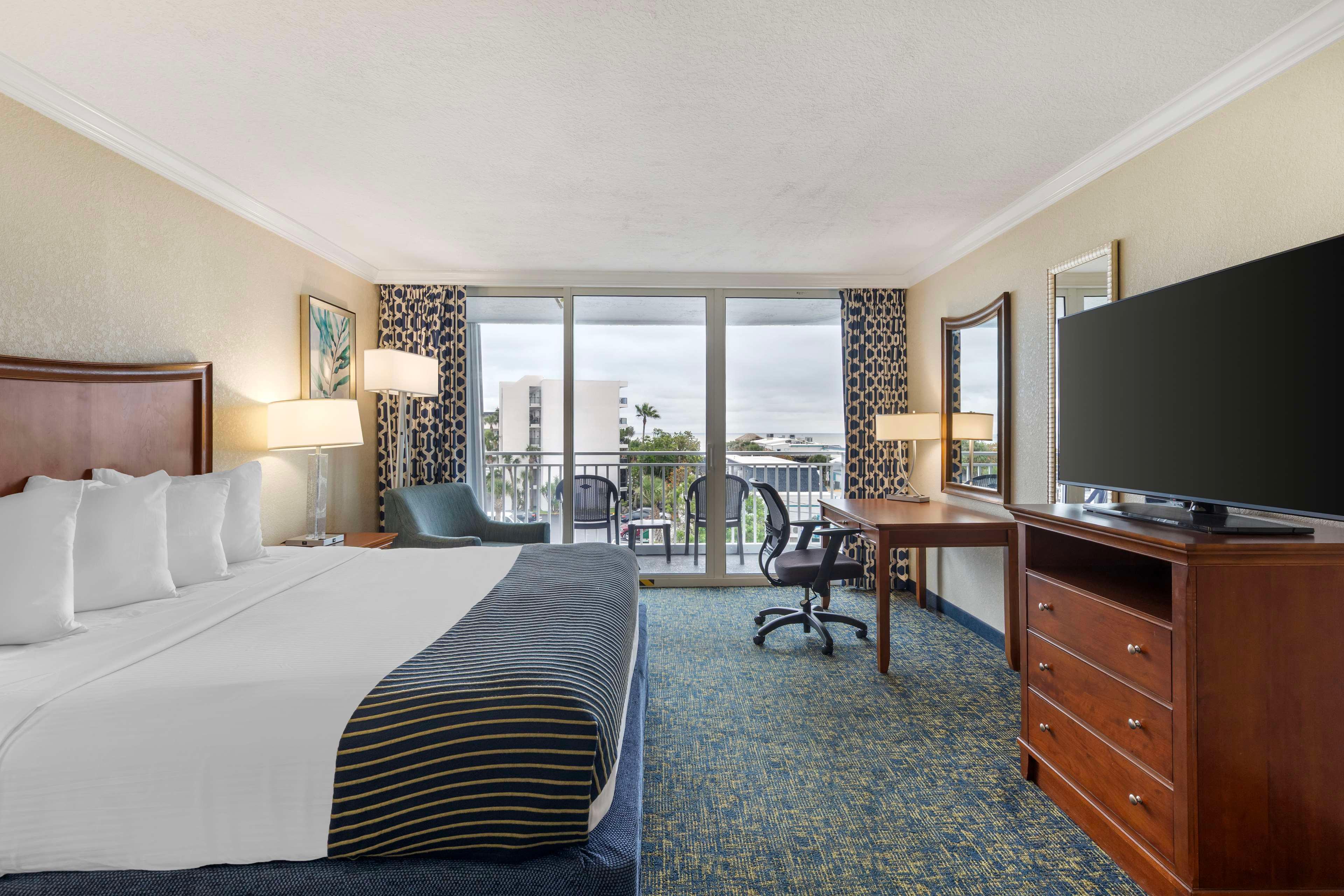 Suite King Bed One Bedroom 