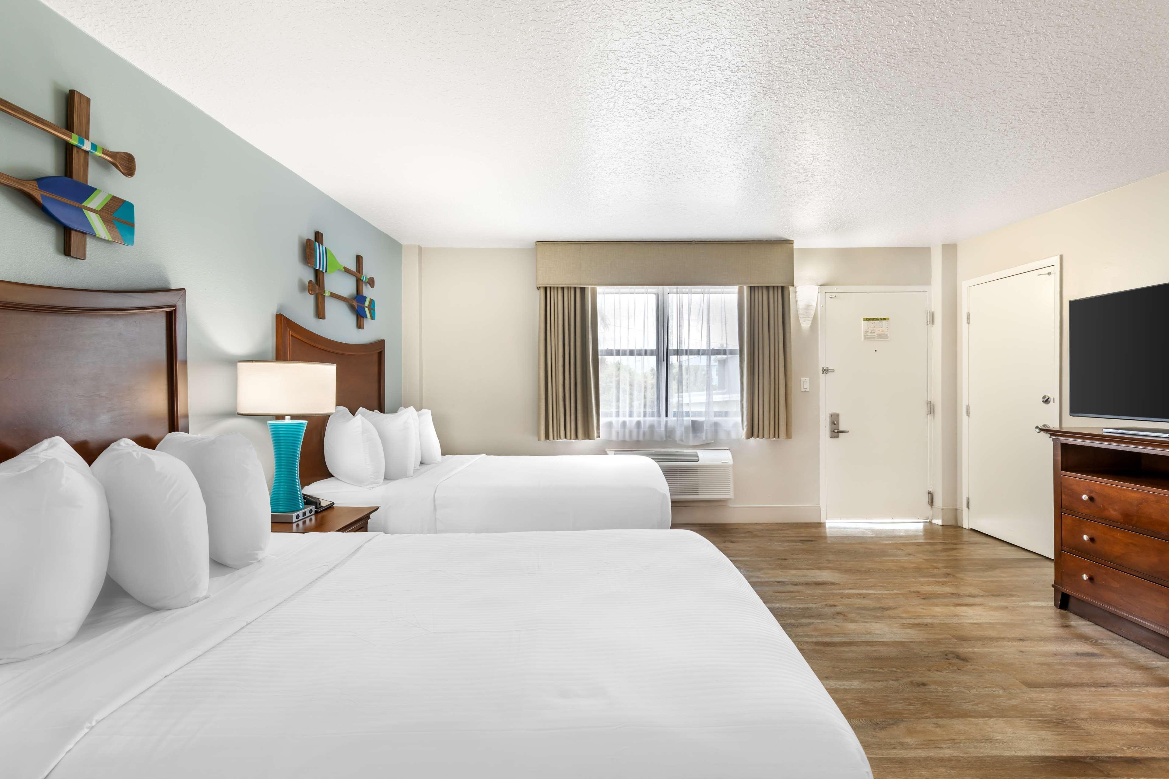 Room Two Double Beds Non Smoking