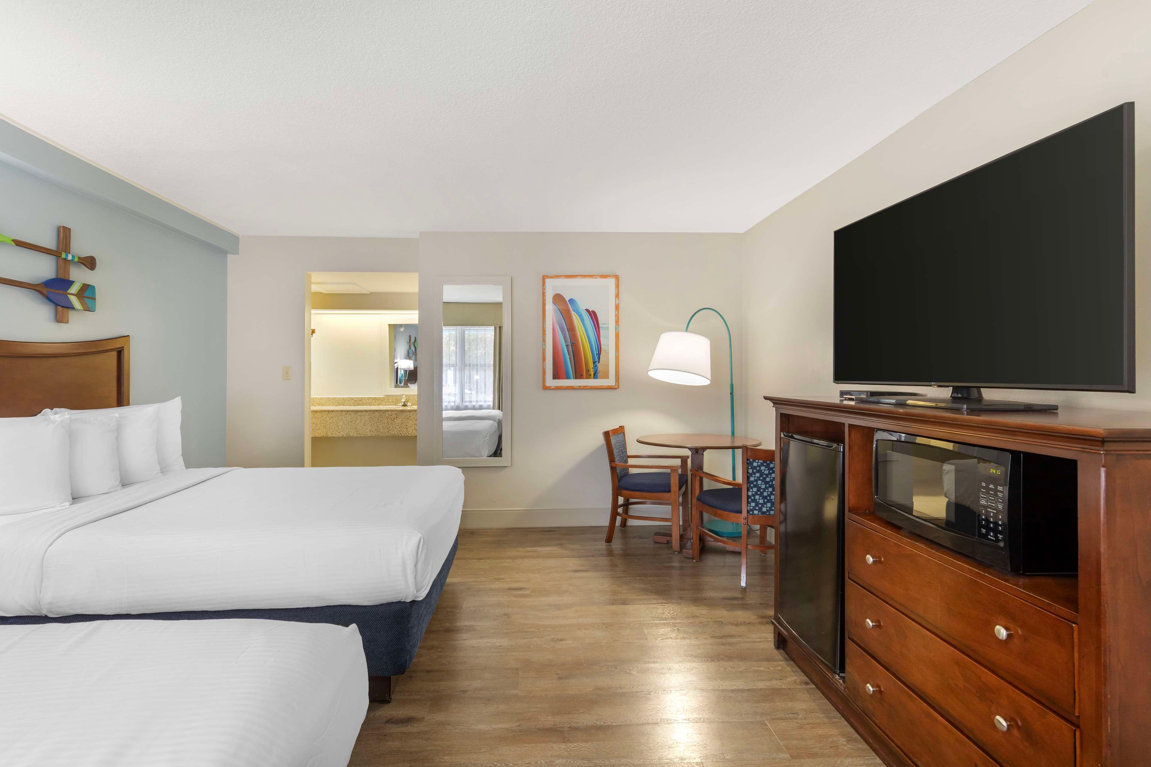 Room Two Queen Beds Non Smoking