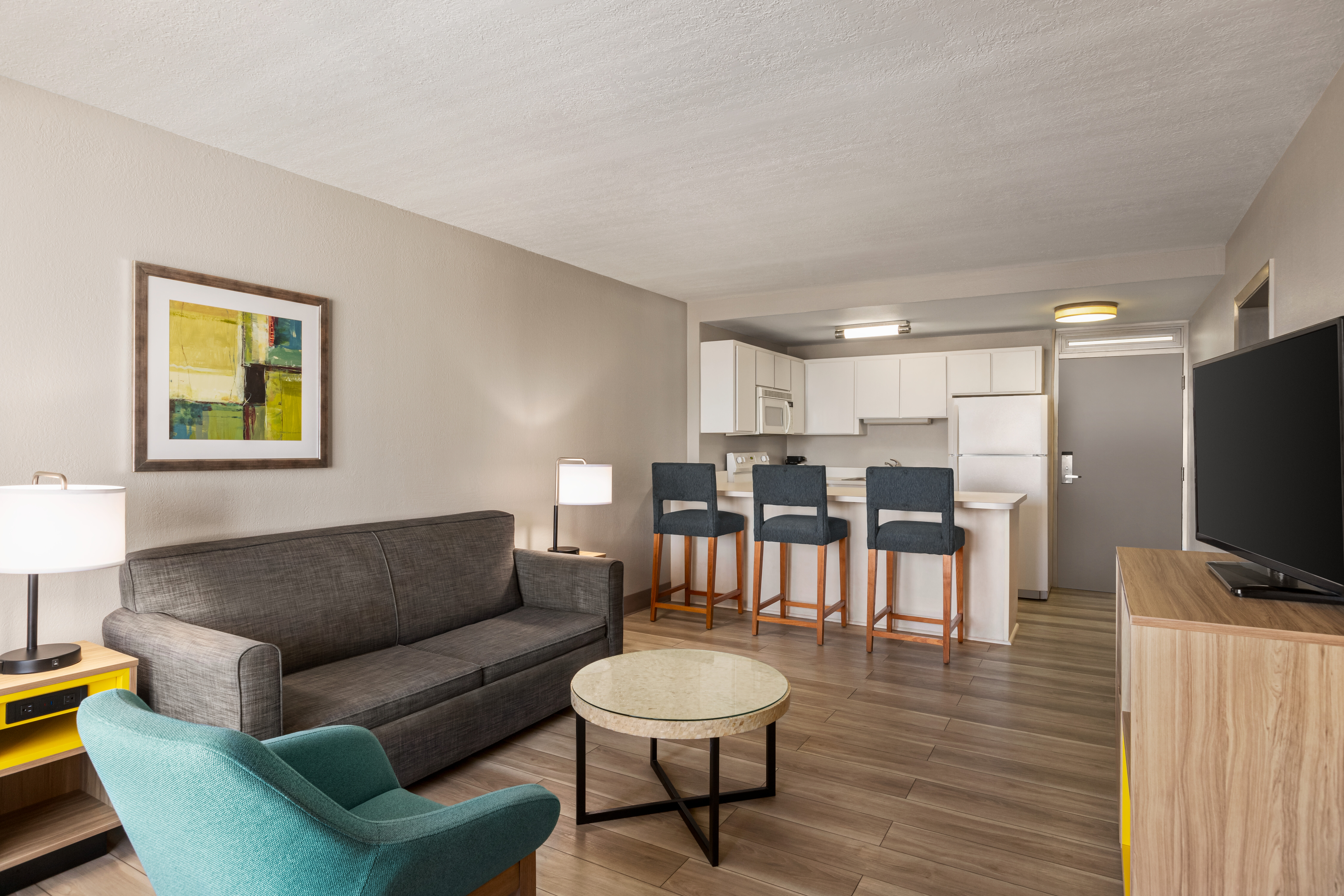 Suite Two Queen Beds Non Smoking