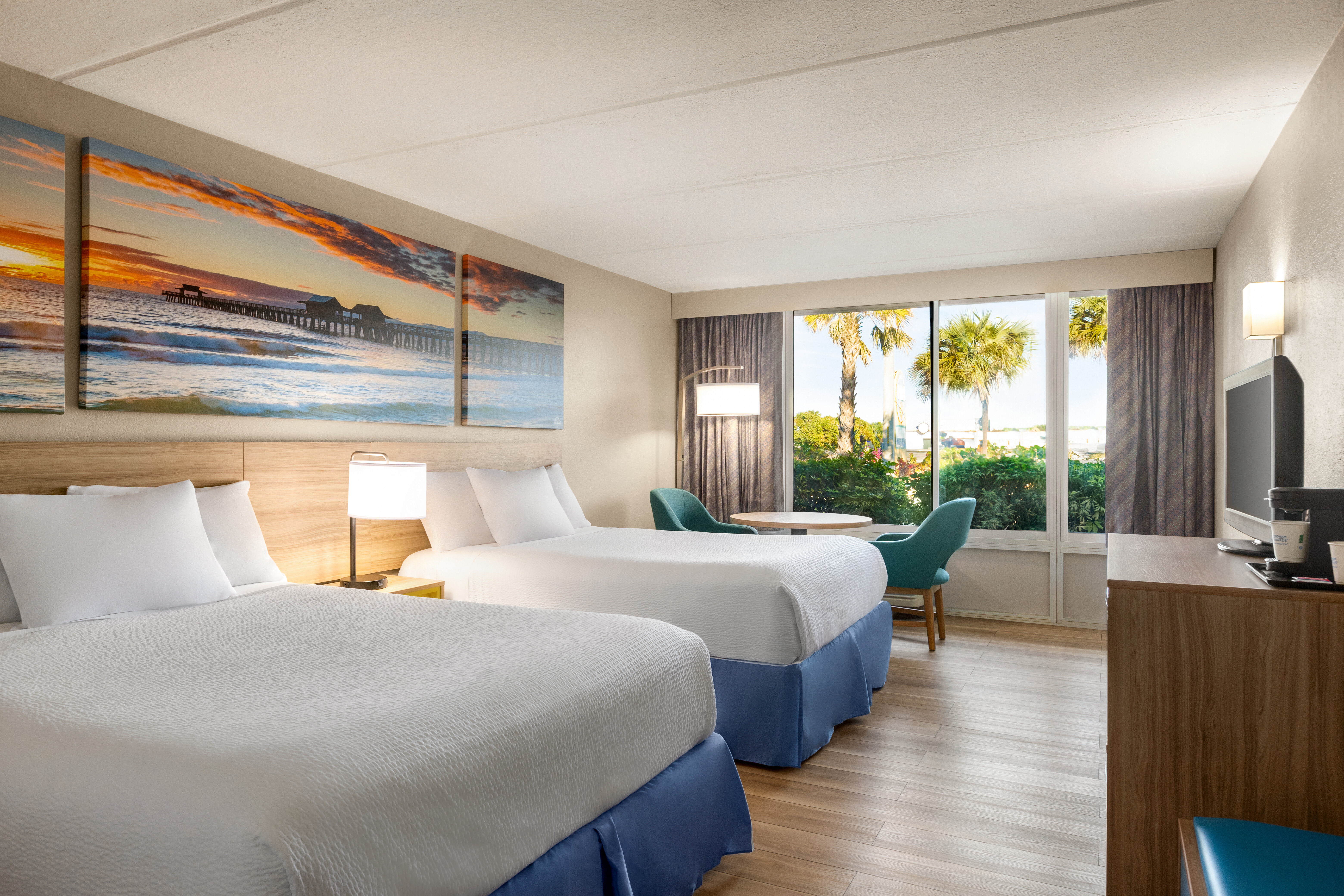 Quadruple Two Queen Beds