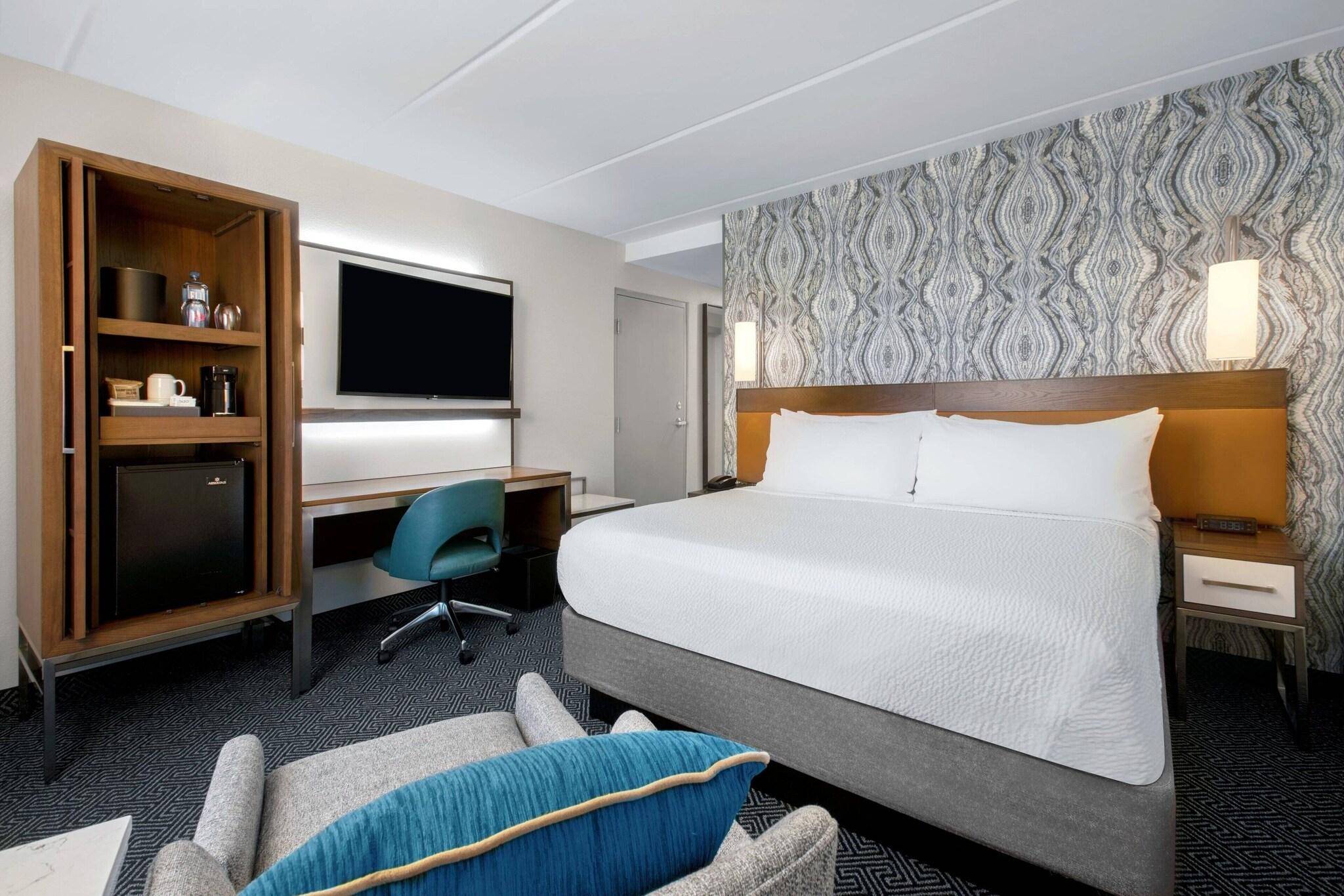 Double Accessible King Size Bed