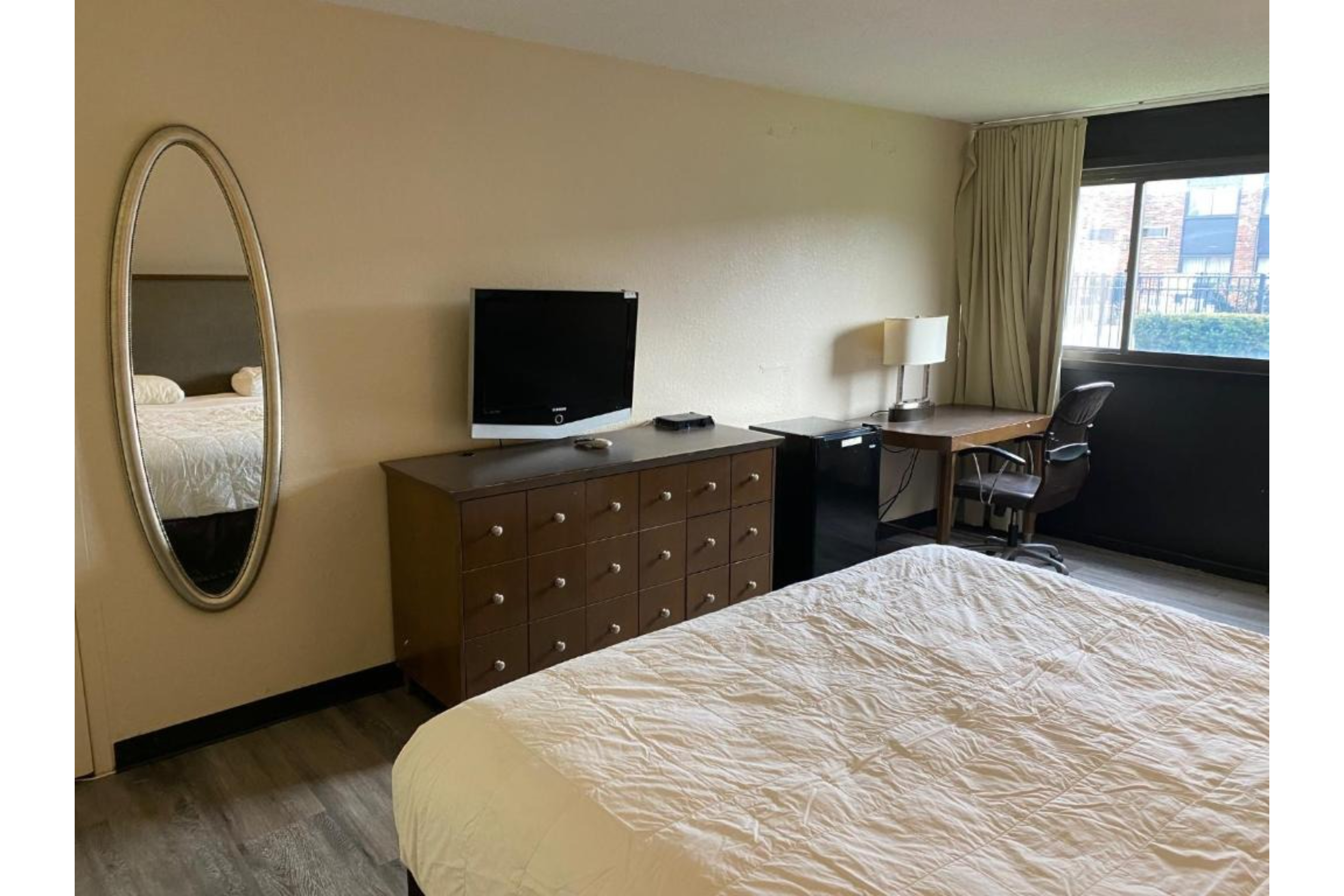 Room Classic King Bed