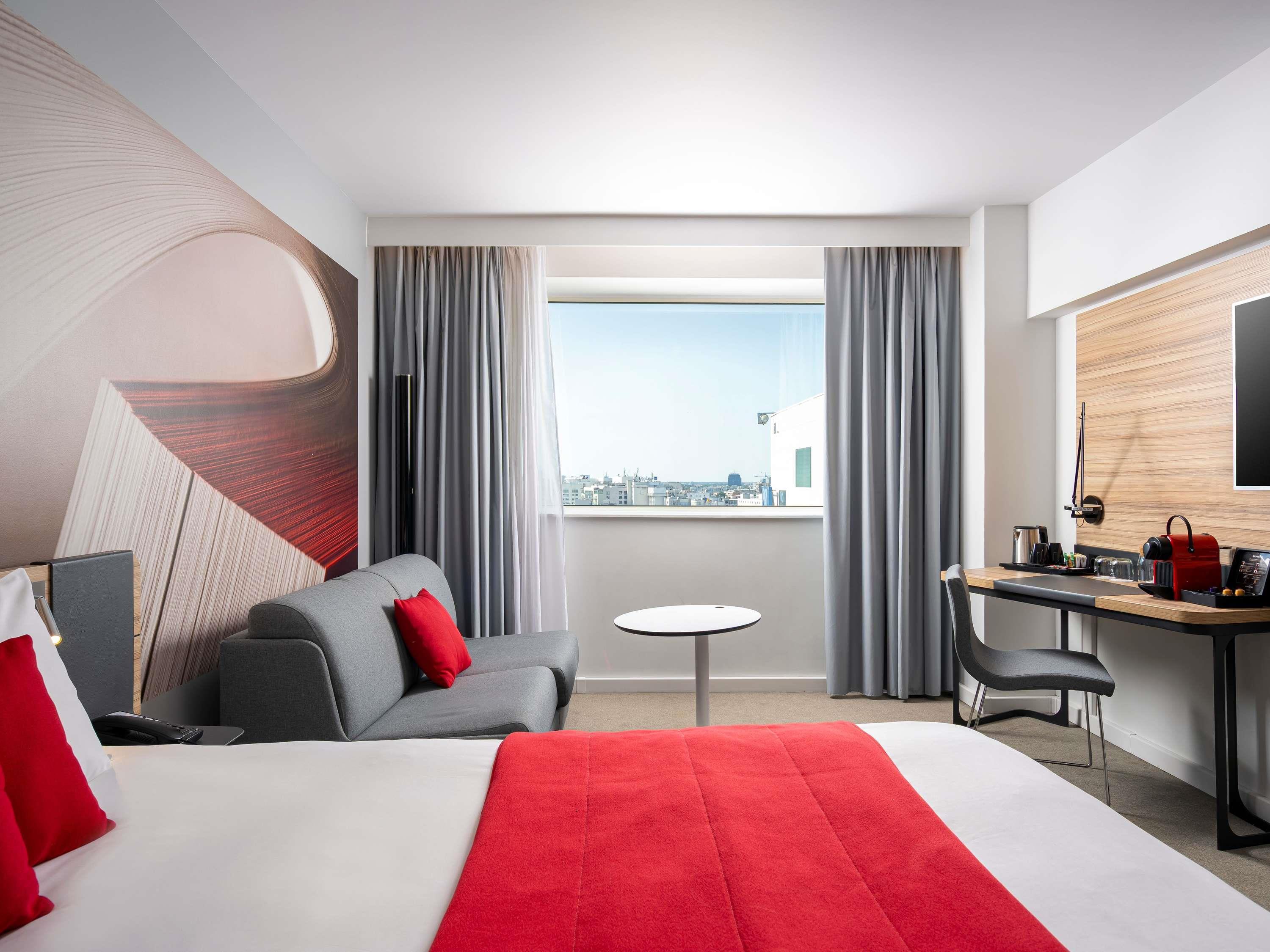 Double Executive King Bed