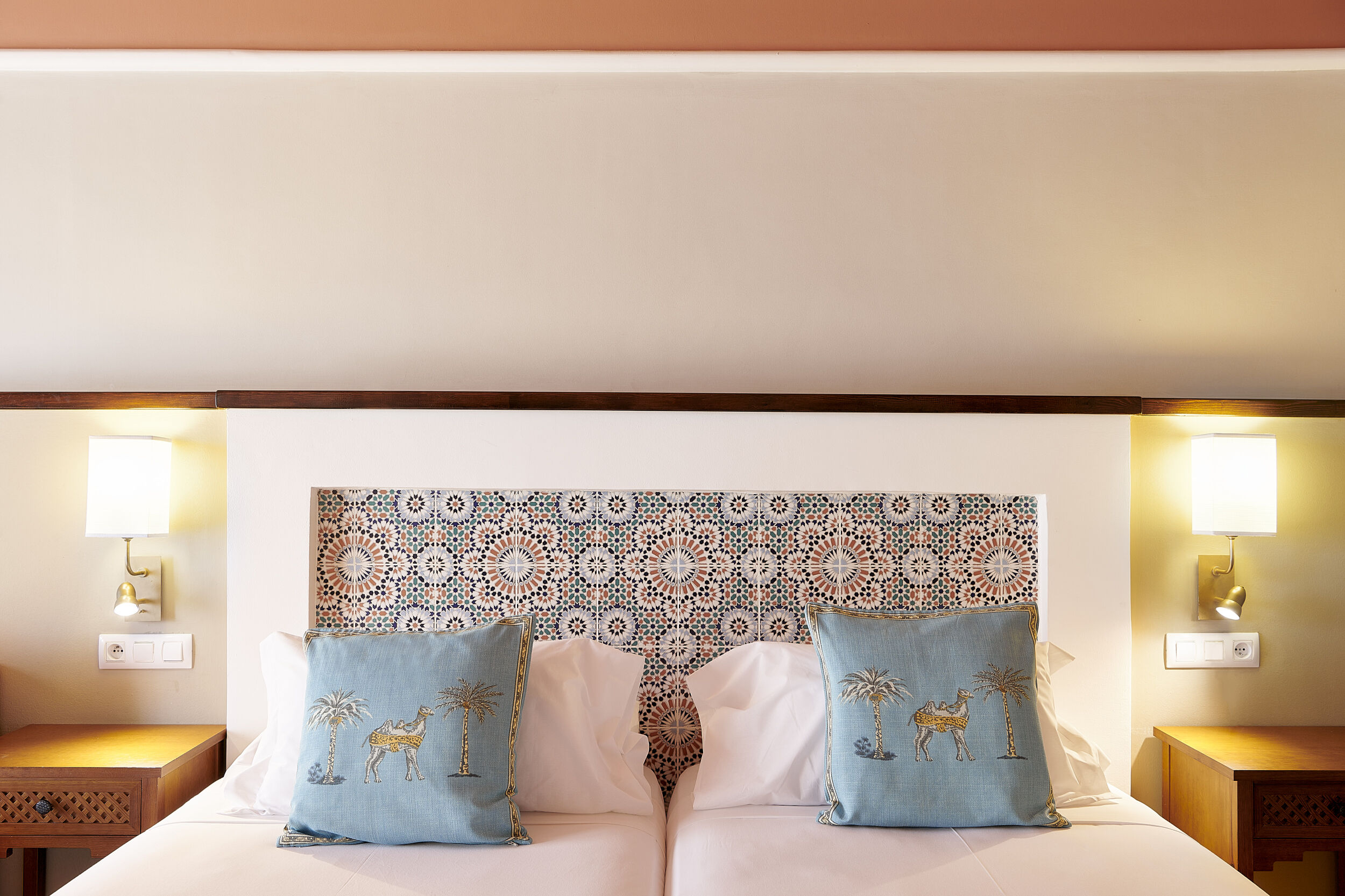 Double or Twin Standard