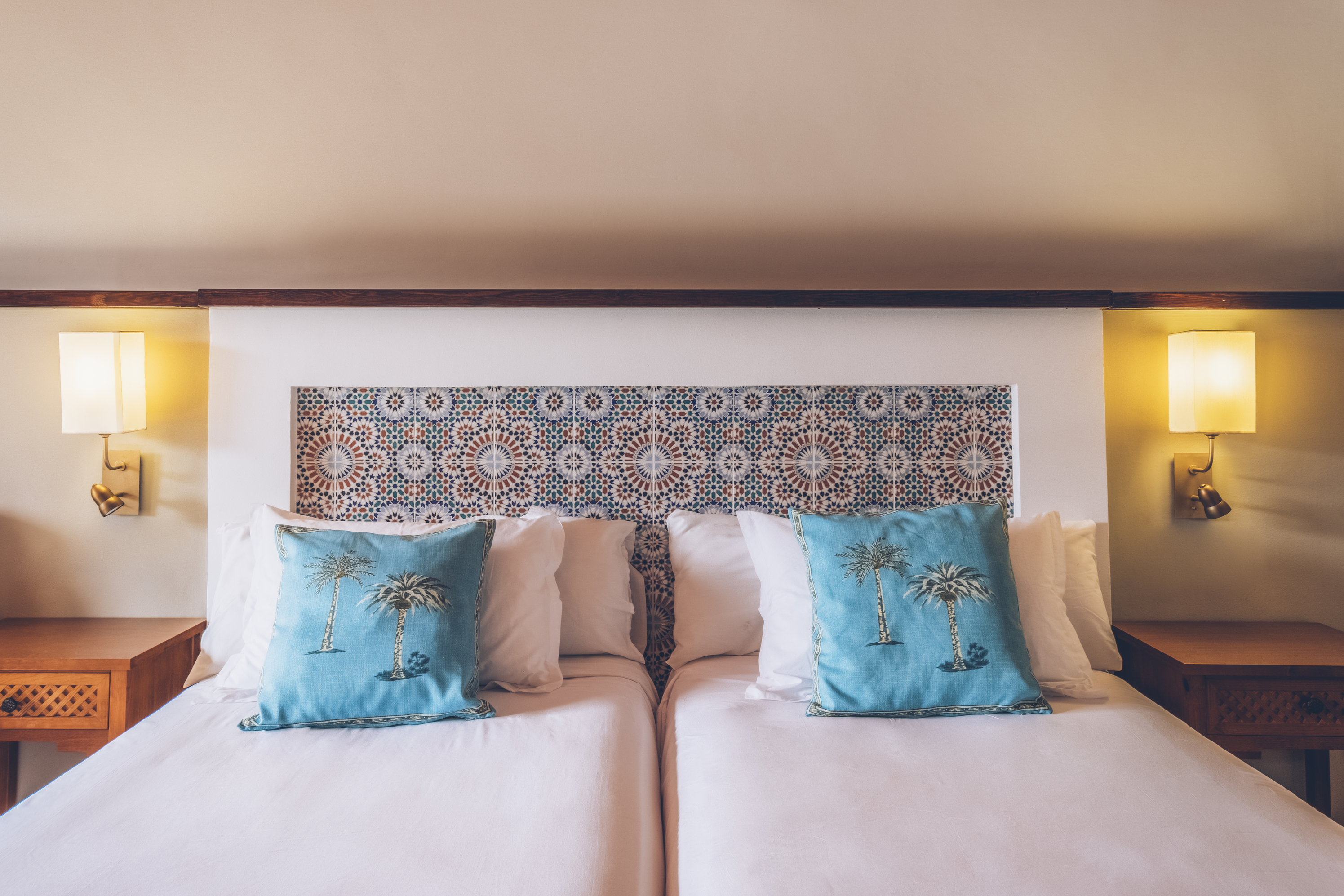 Double Single Pool View