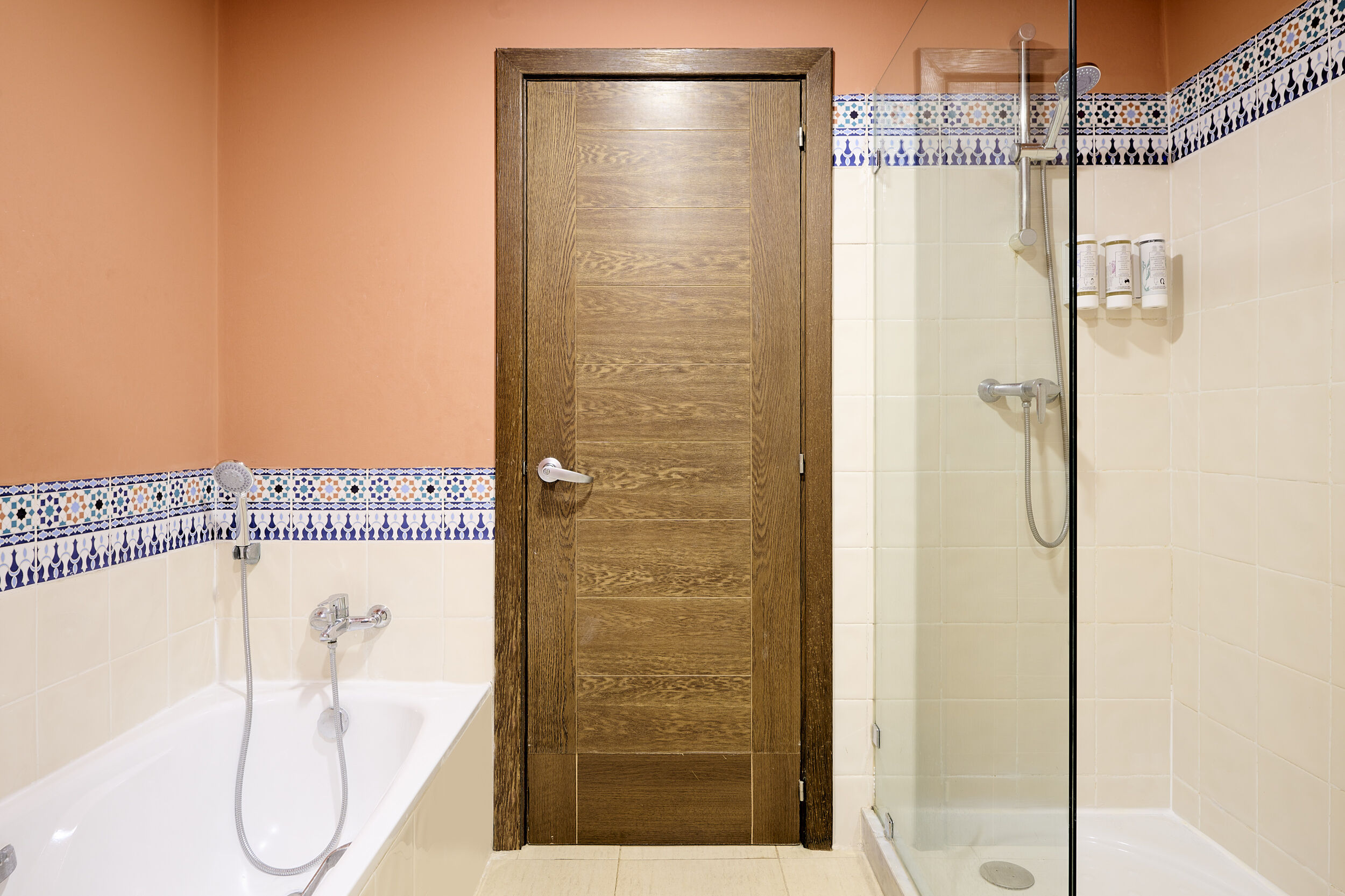 Double or Twin Side Sea View