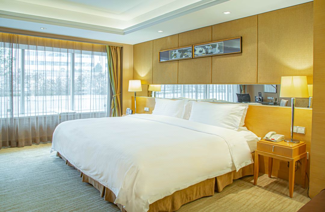 Apartment with Kitchenette