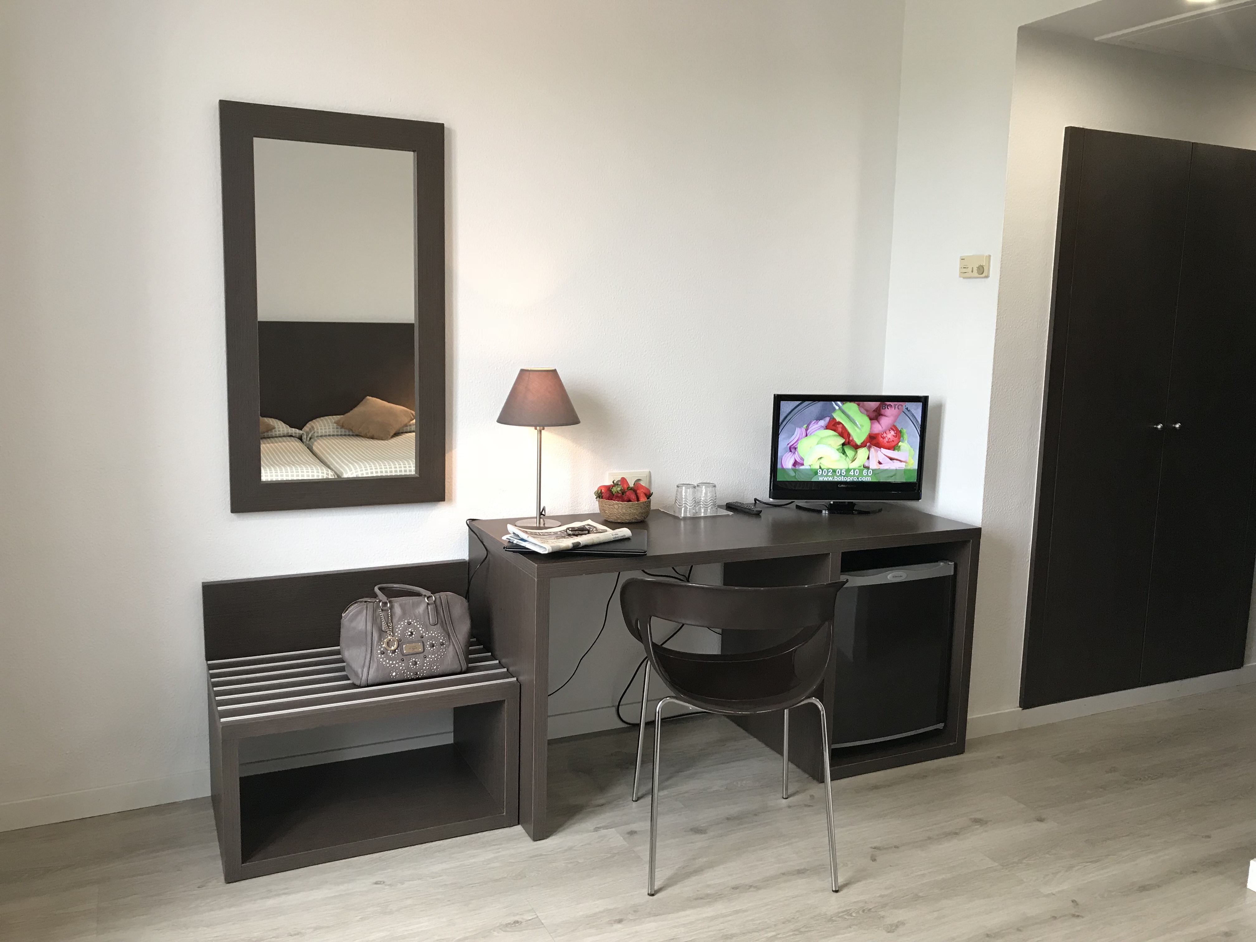 Double or Twin Standard