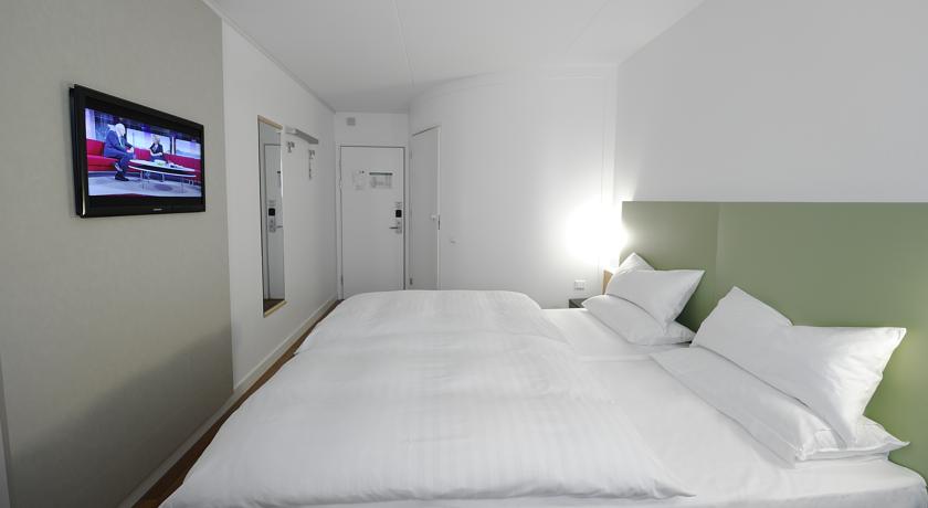 Double or Twin Standard