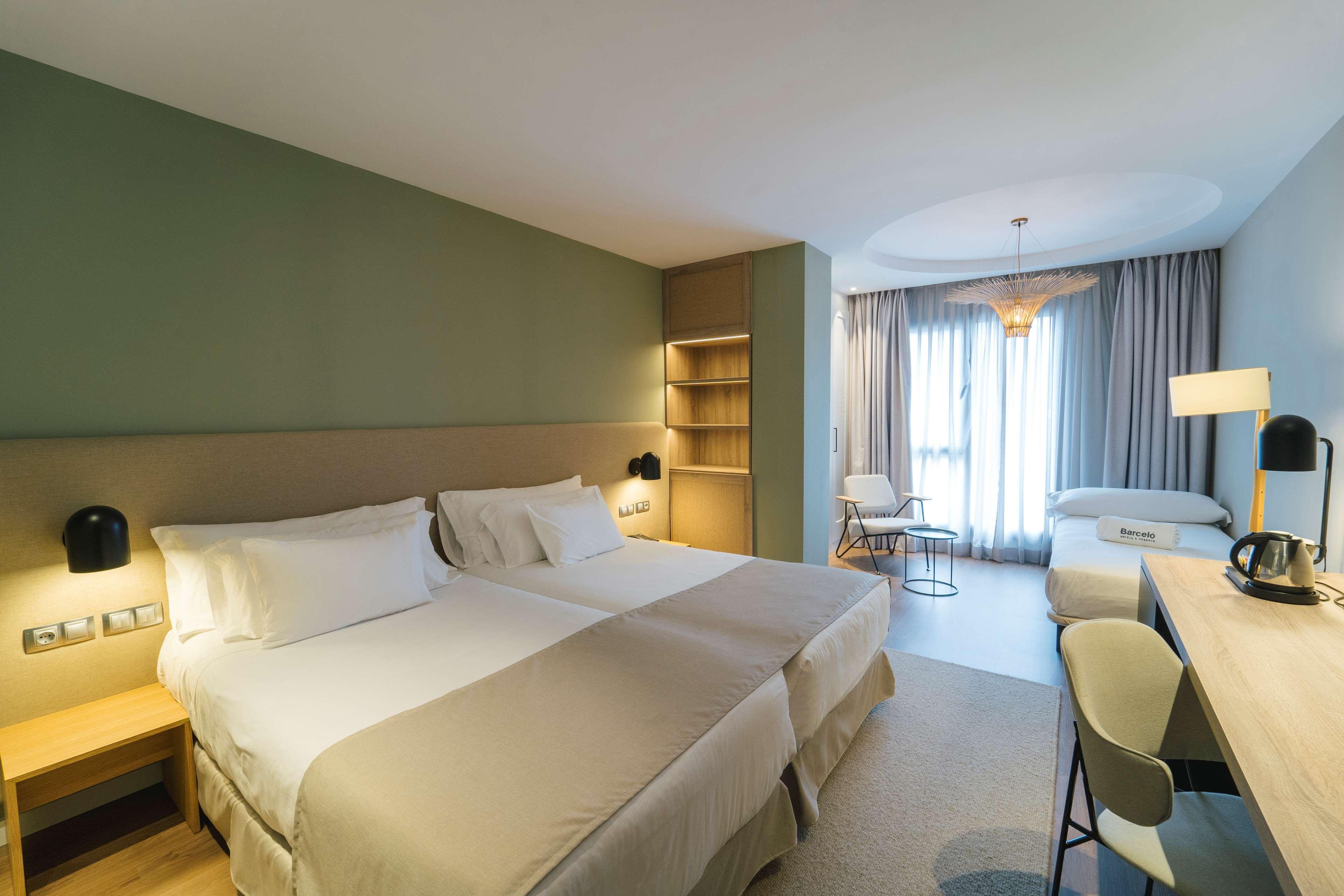 Double or Twin Superior