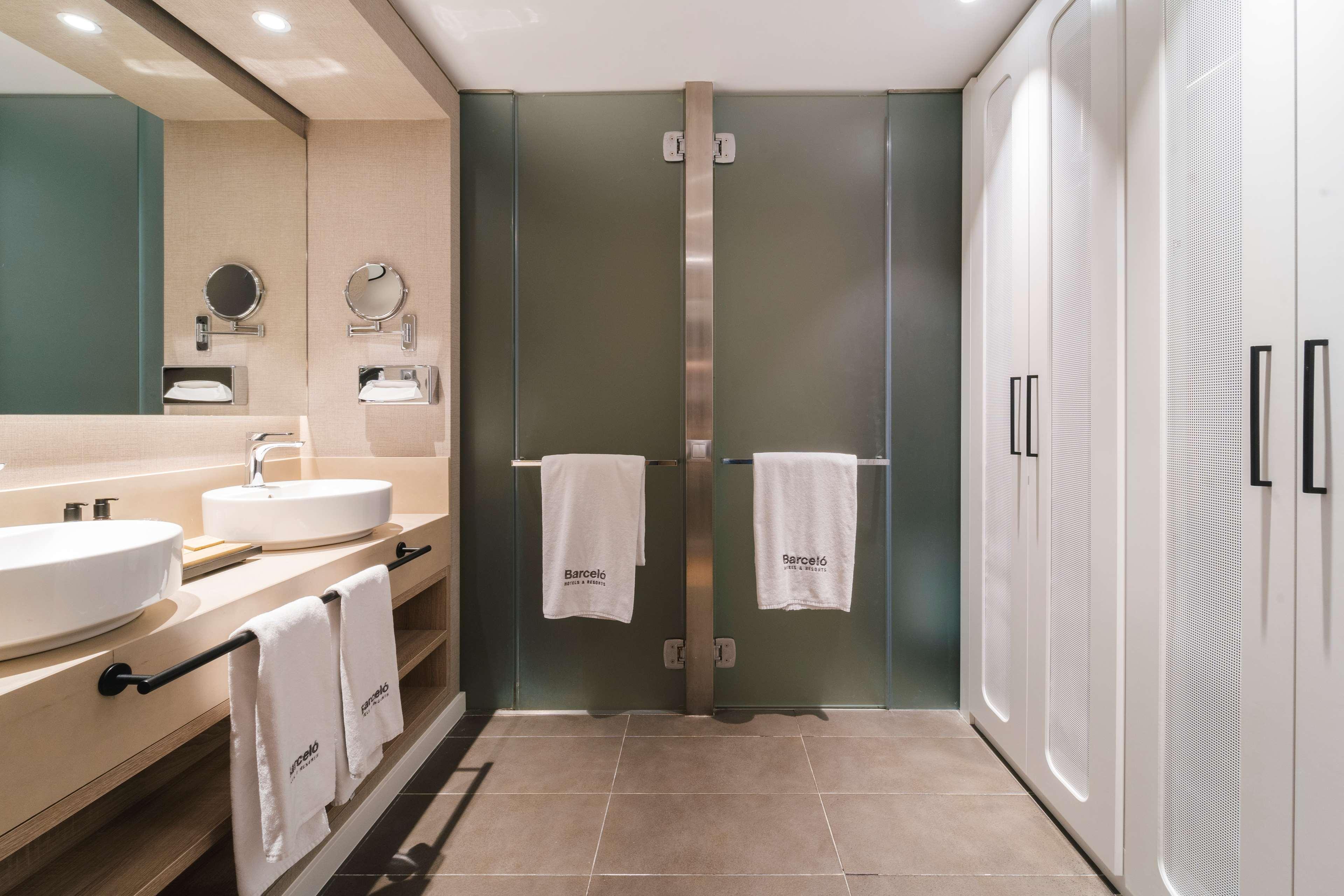 Double or Twin Superior