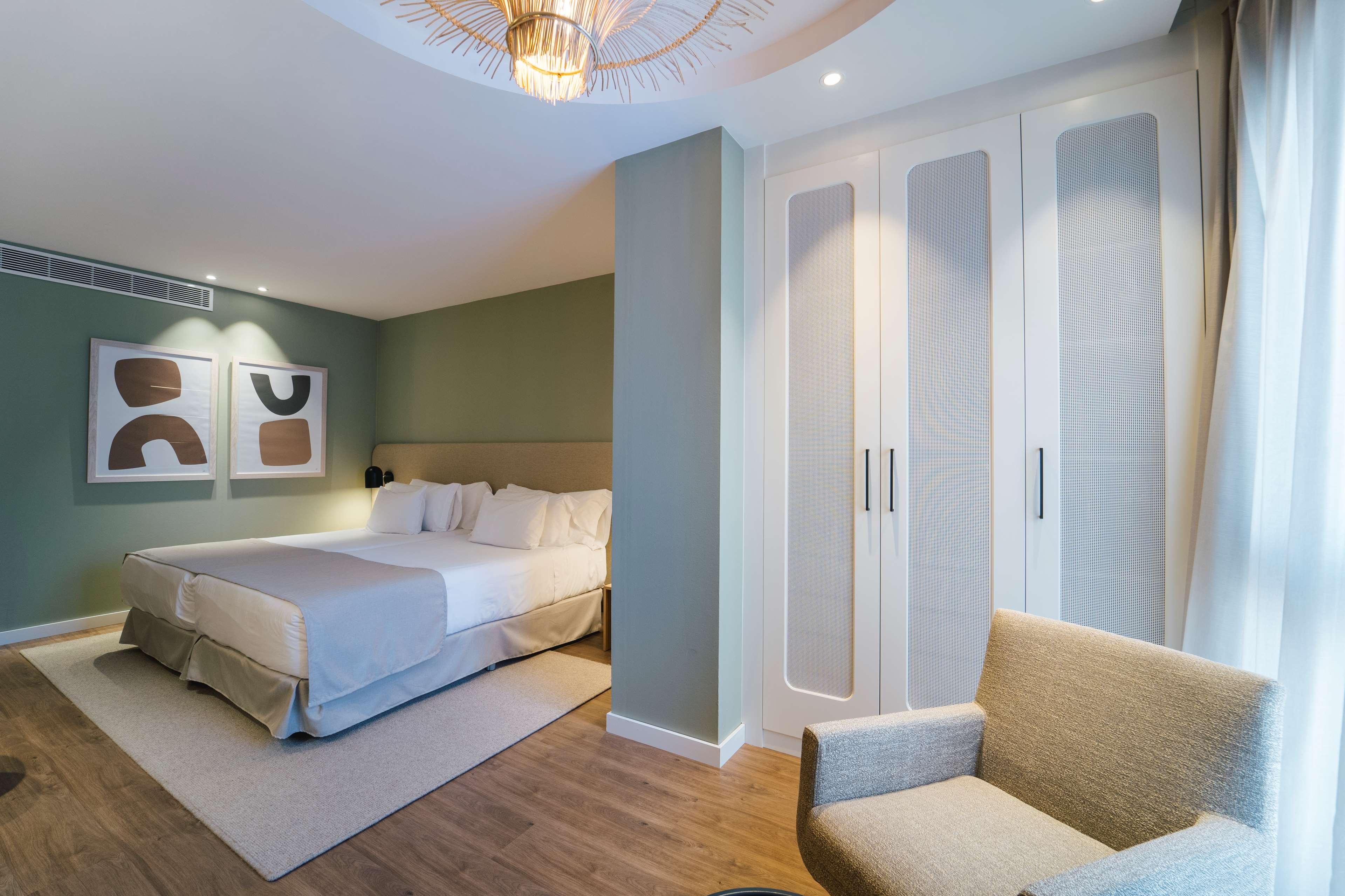 Double or Twin Superior