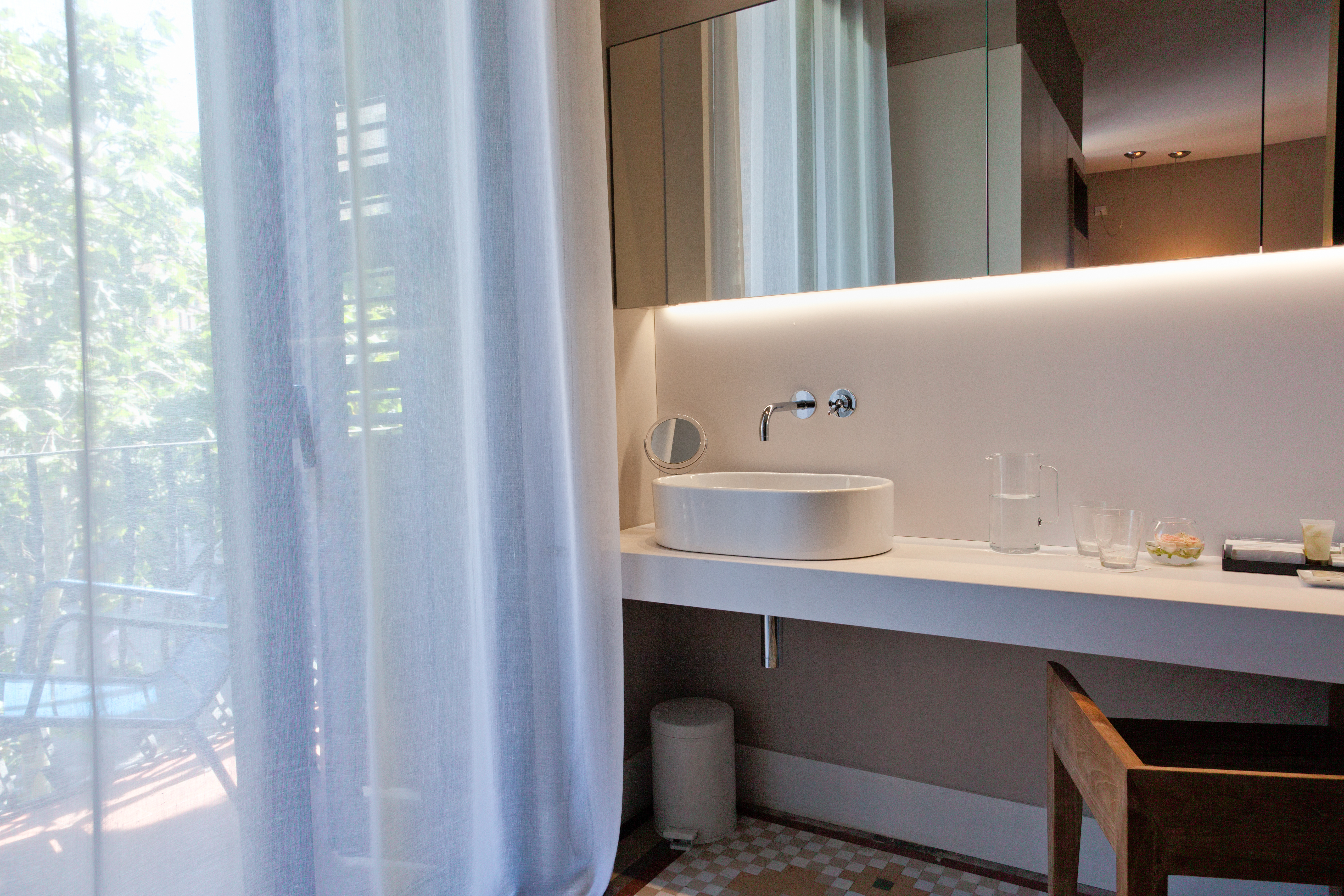 Junior Suite King Size Bed