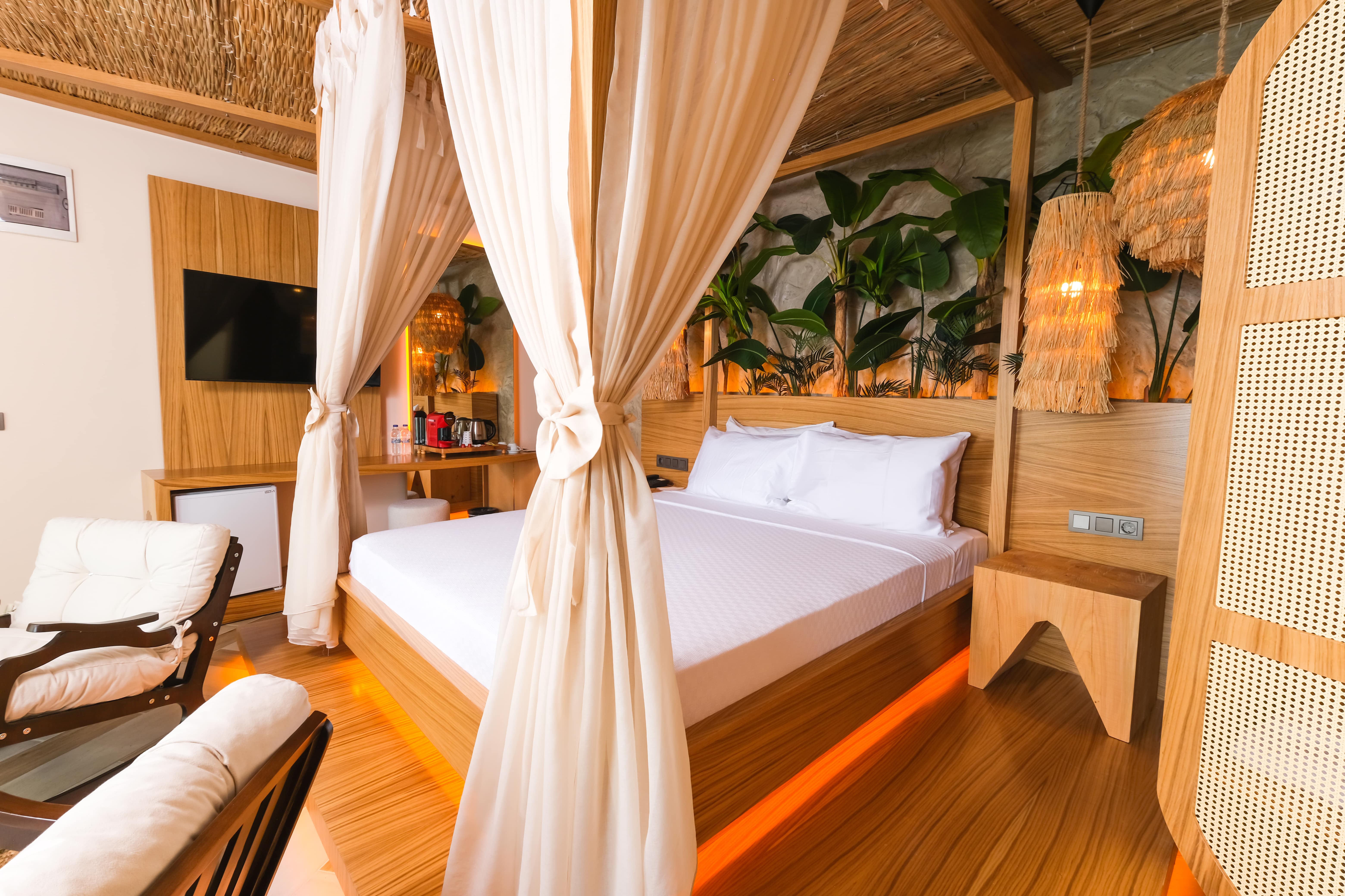 Suite with Jacuzzi with Views