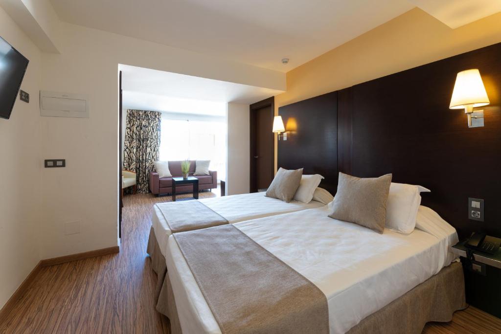 Junior Suite Capacity 3