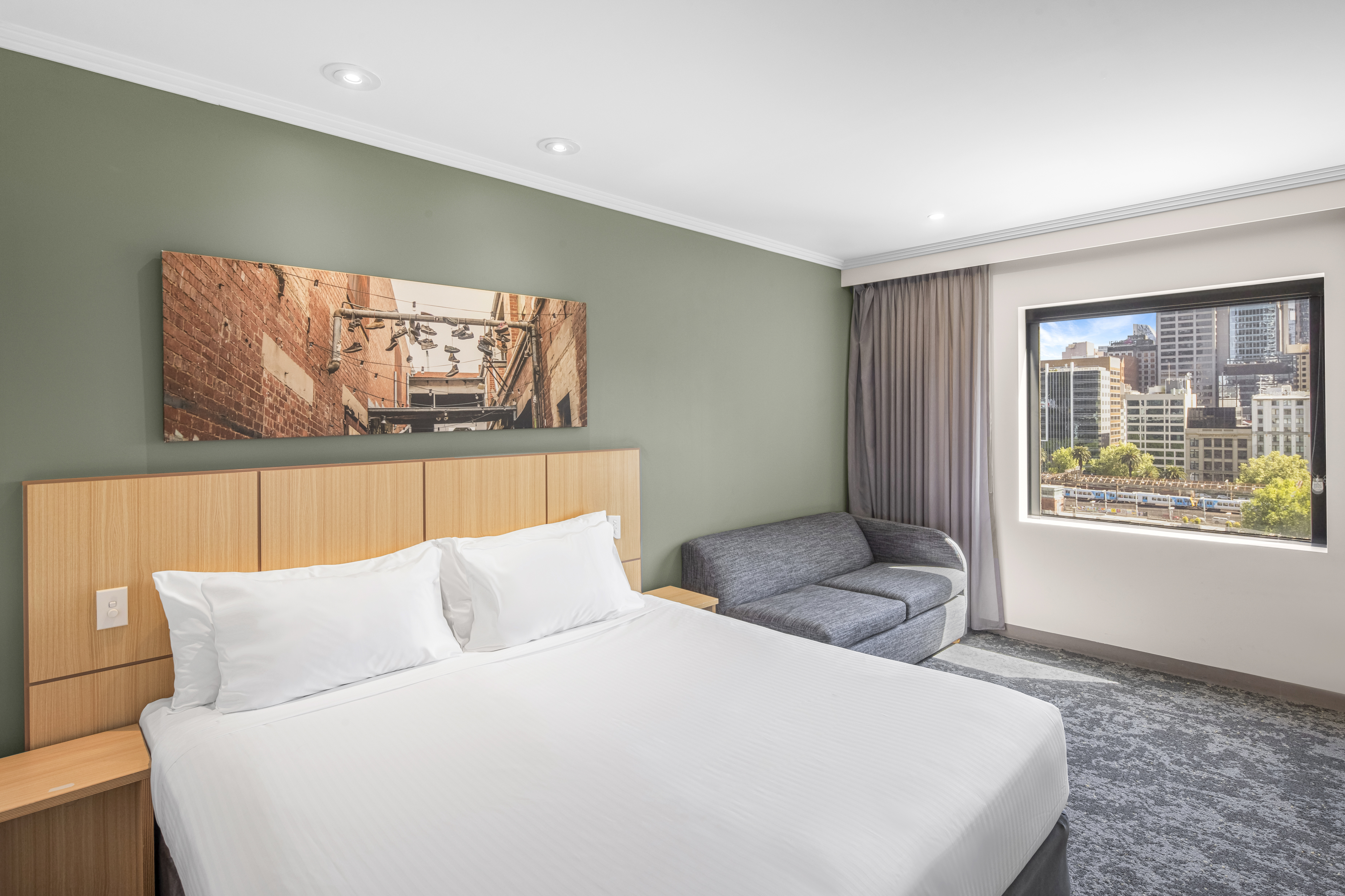 Double Deluxe King Bed