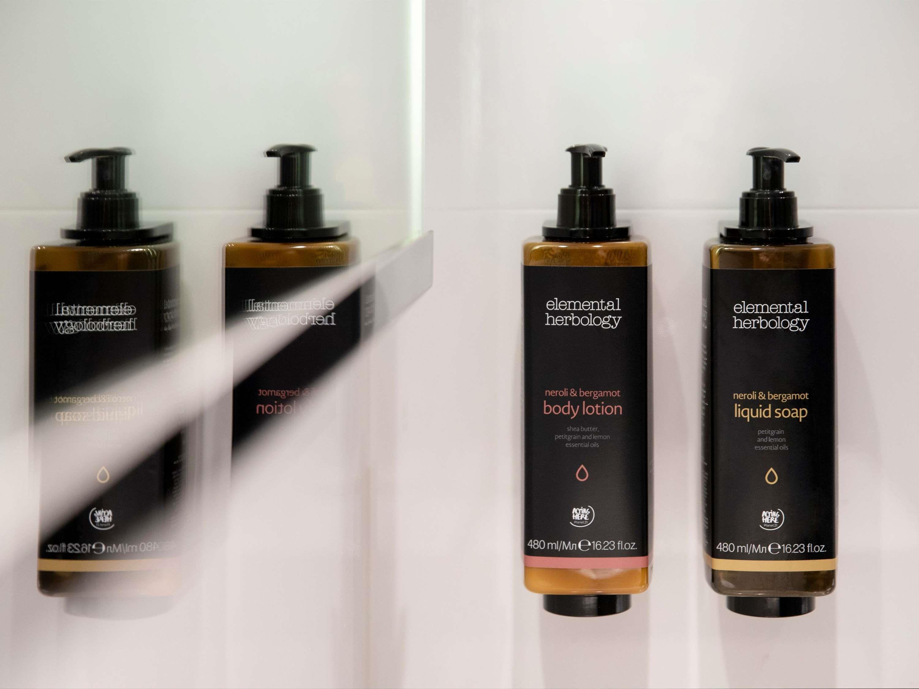 Double Superior Queen Bed