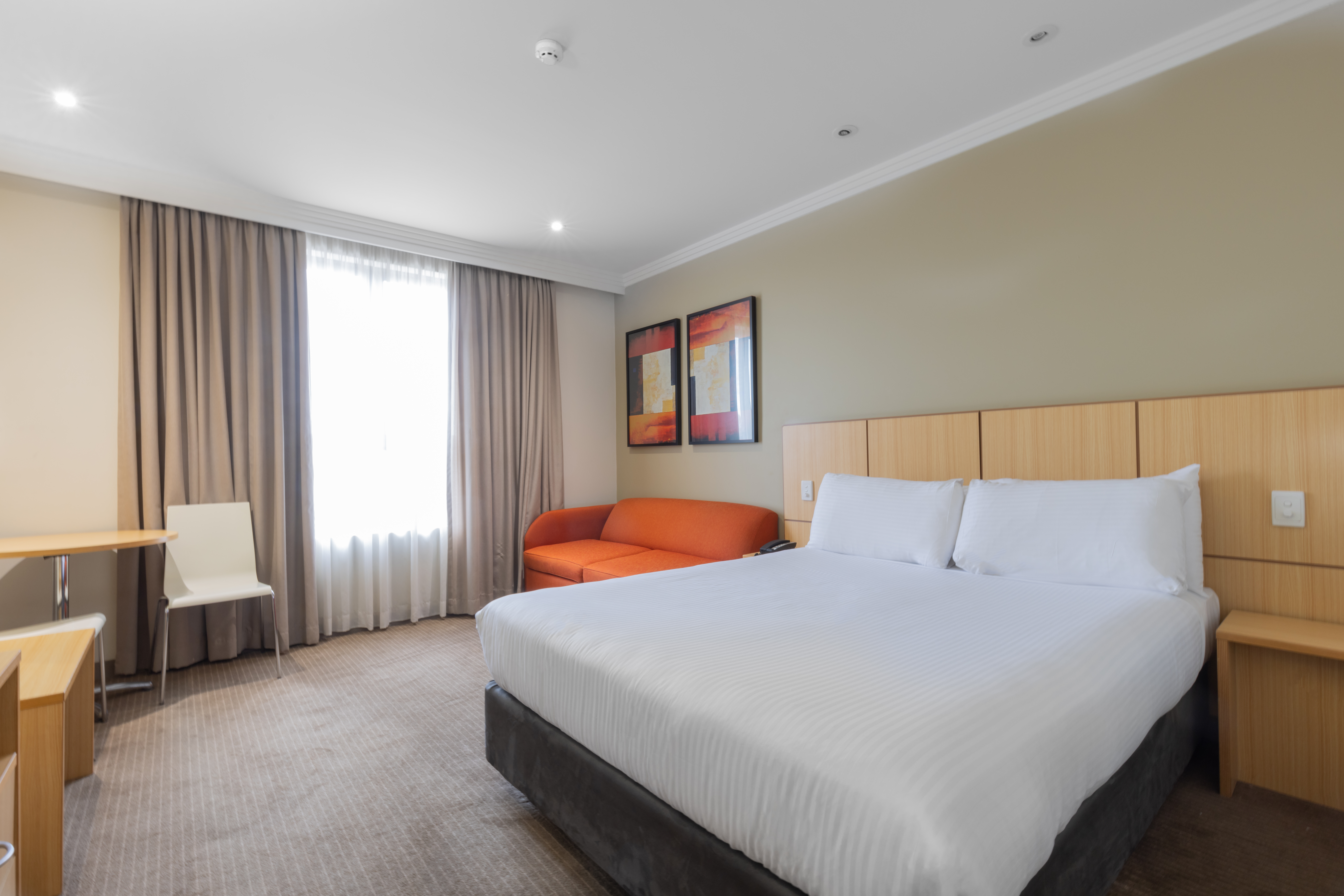 Double Superior Queen Bed