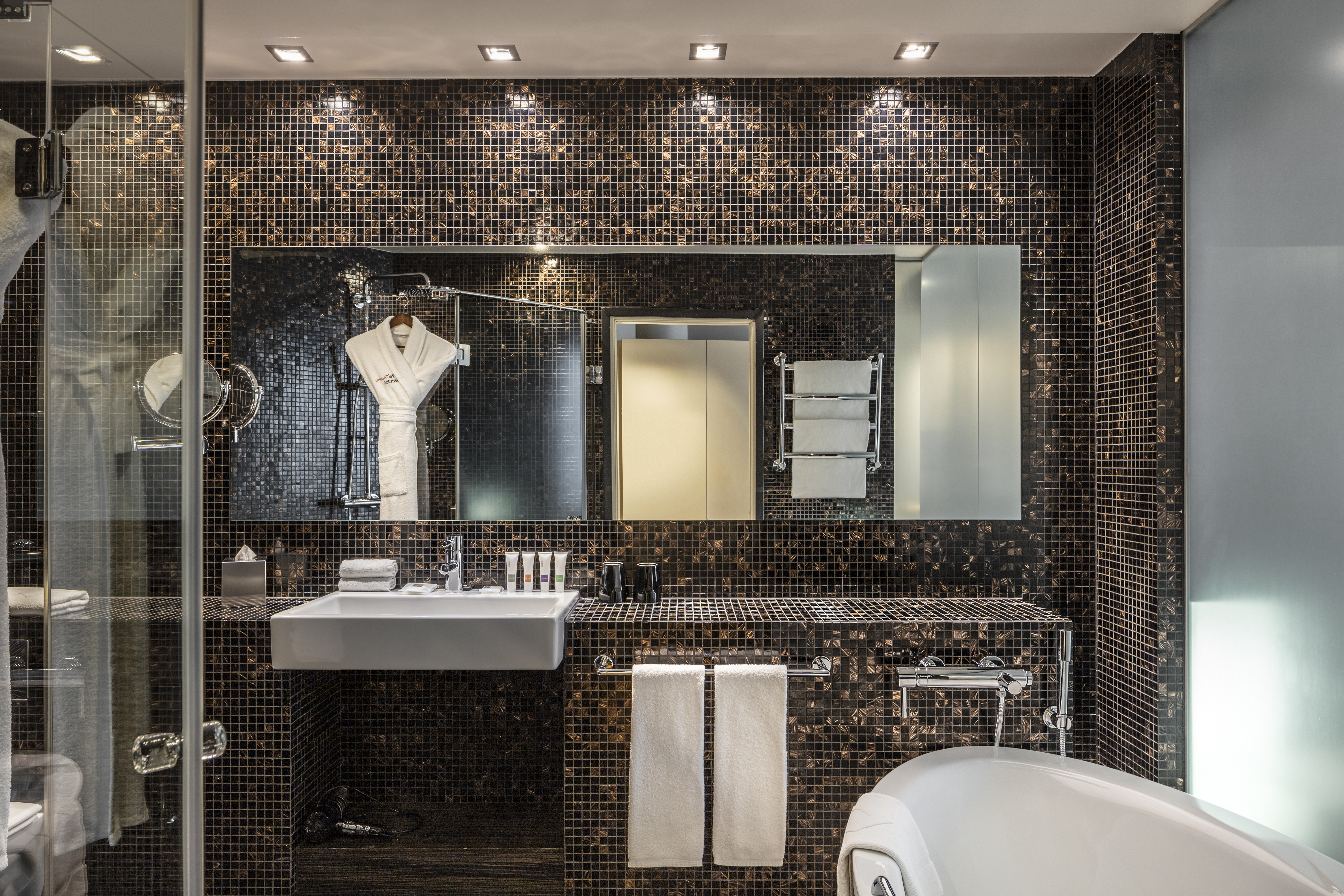 Double Executive King Bed