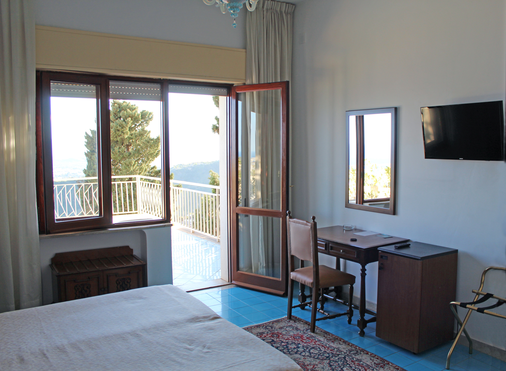 Double Single Sea View with Balcony