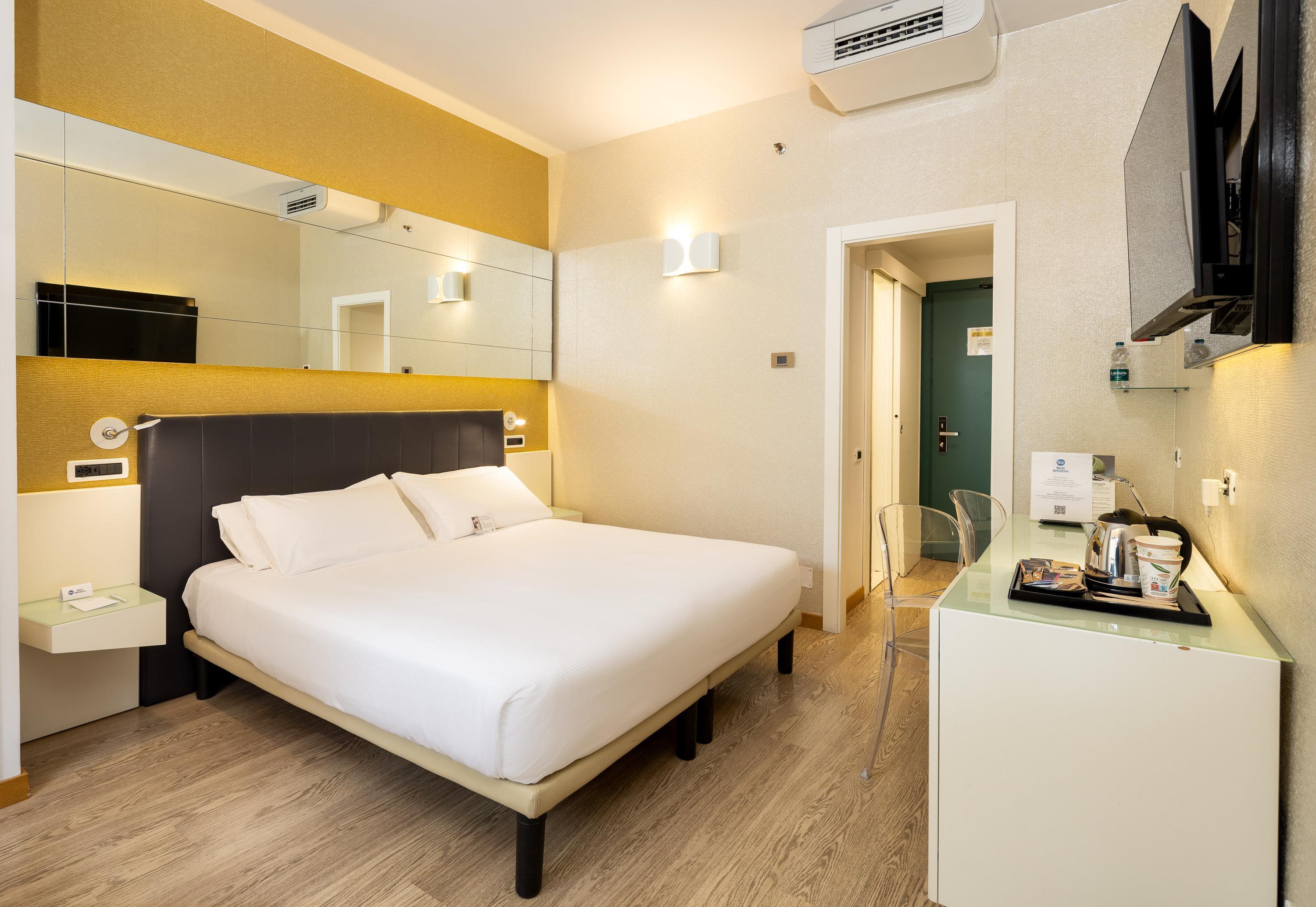 Double Superior Queen Bed