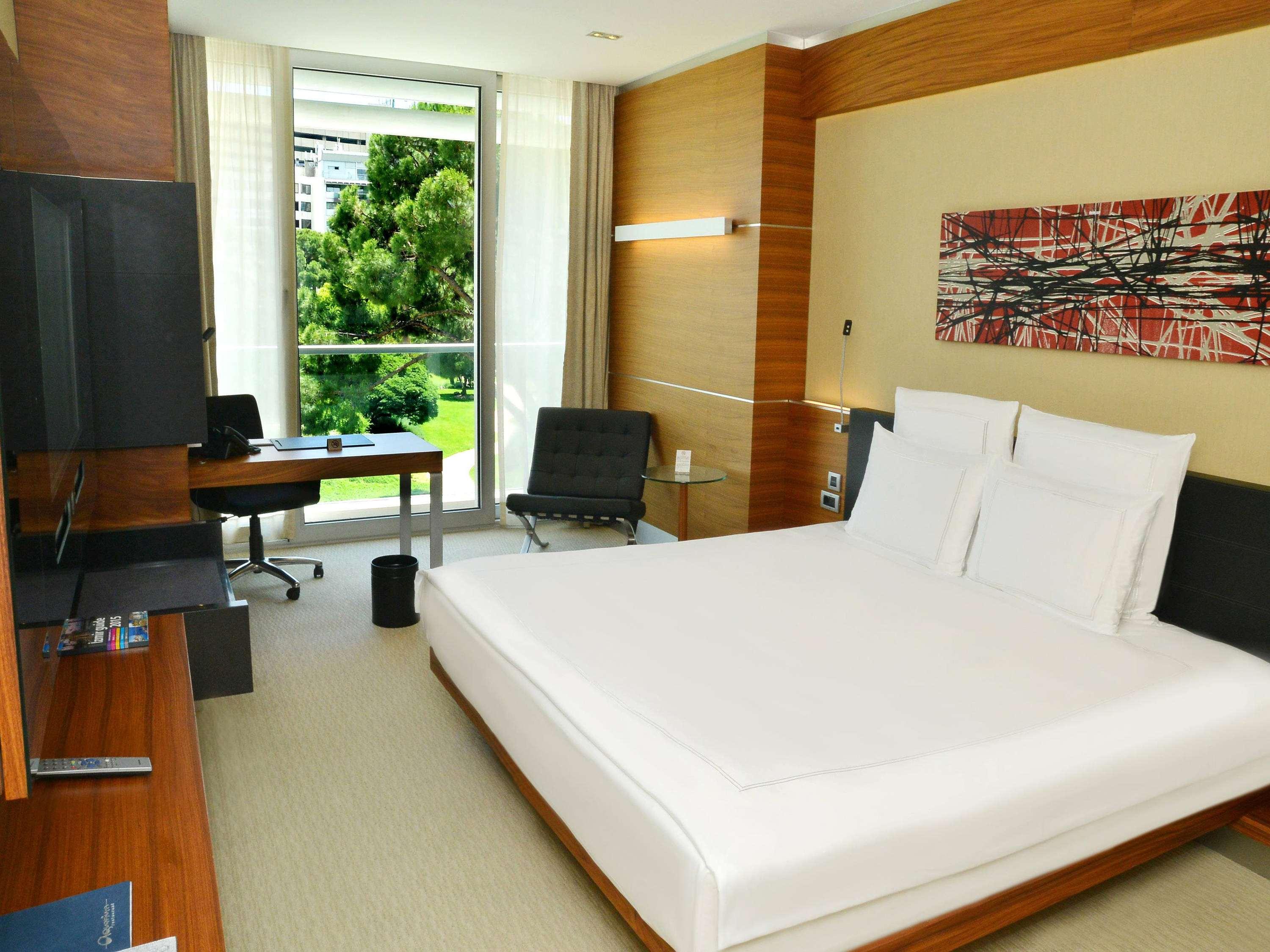 Room Classic King Bed