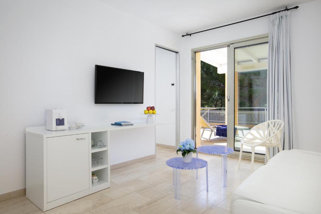 Suite Two Bedrooms with Terrace