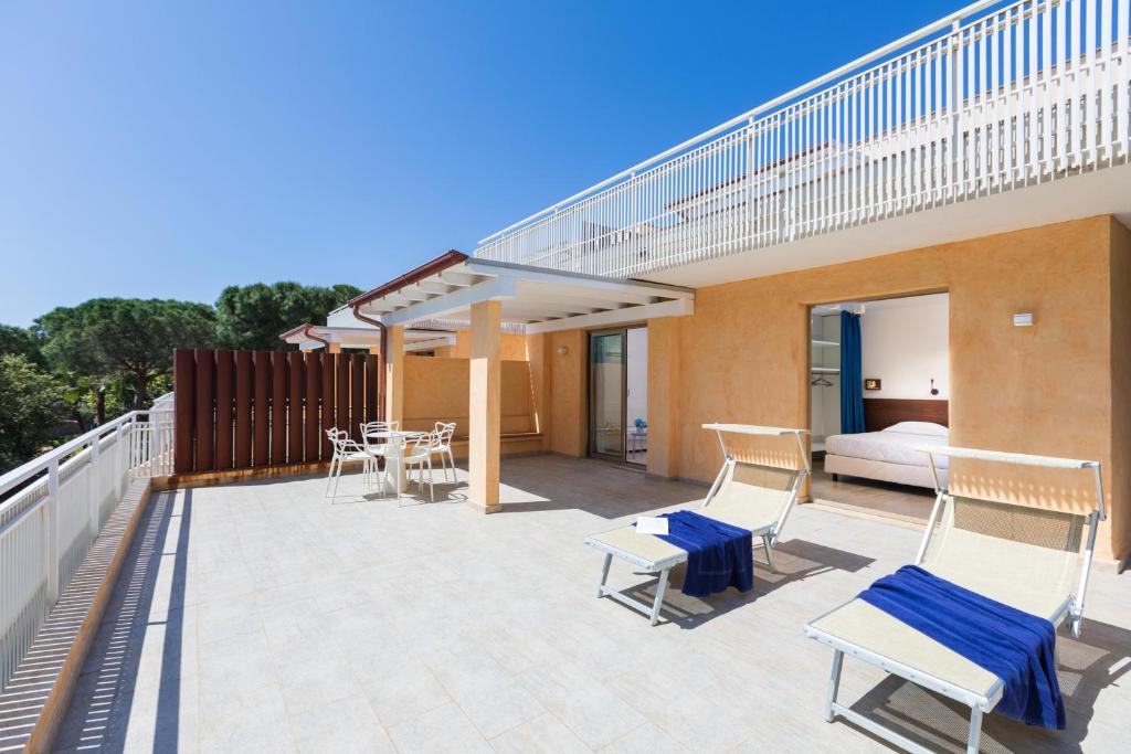 Suite Two Bedrooms with Terrace