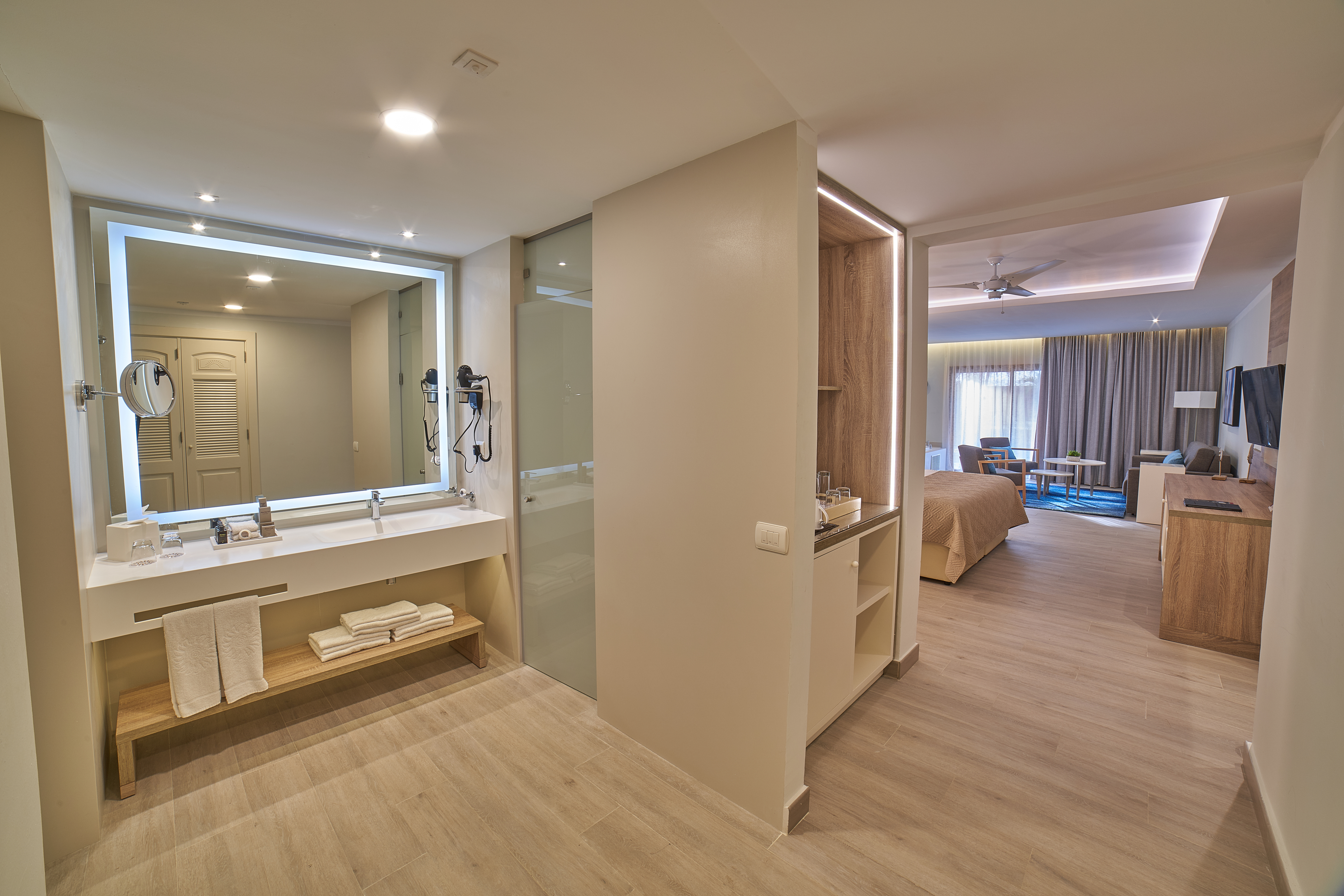 Junior Suite with Private Pool