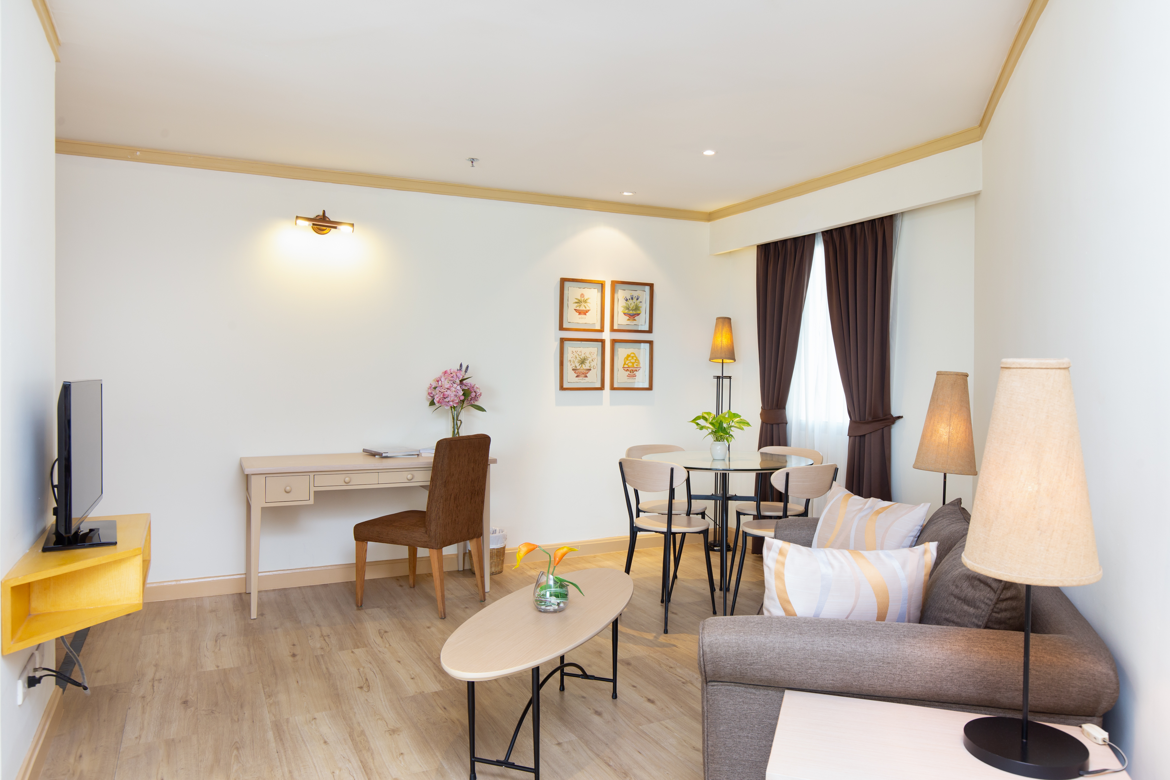 Studio Superior Capacity 2