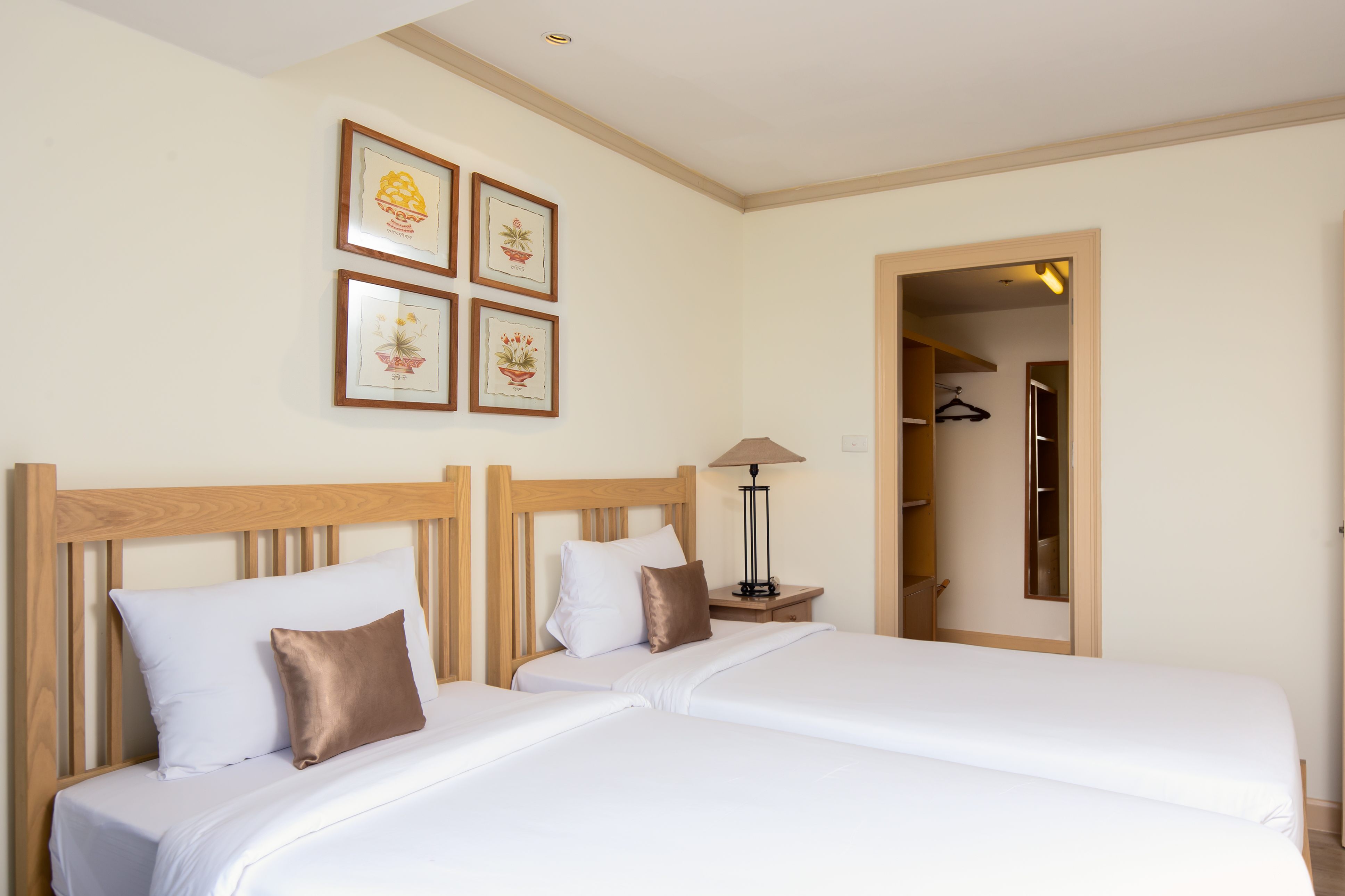 Single Deluxe Two Bedroom