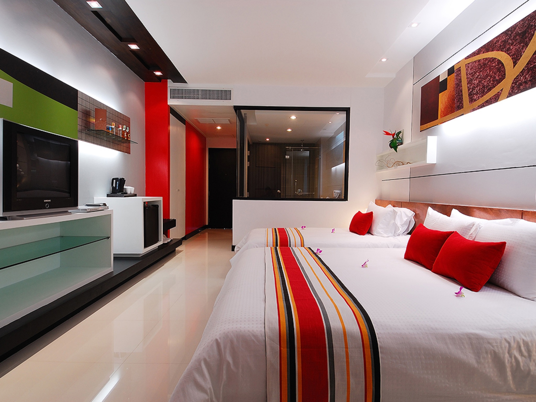 Twin Superior City View