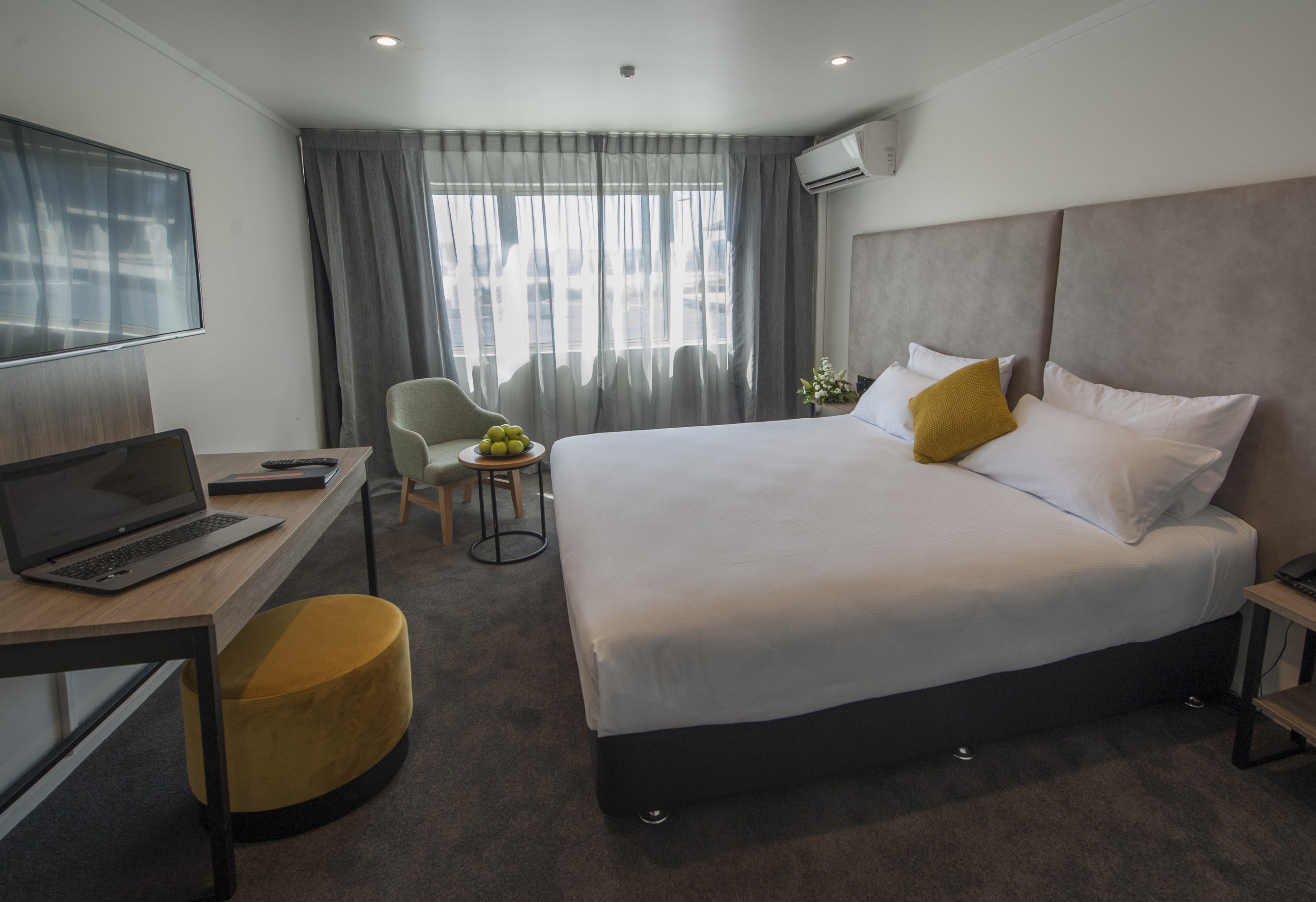 Double Deluxe King Bed