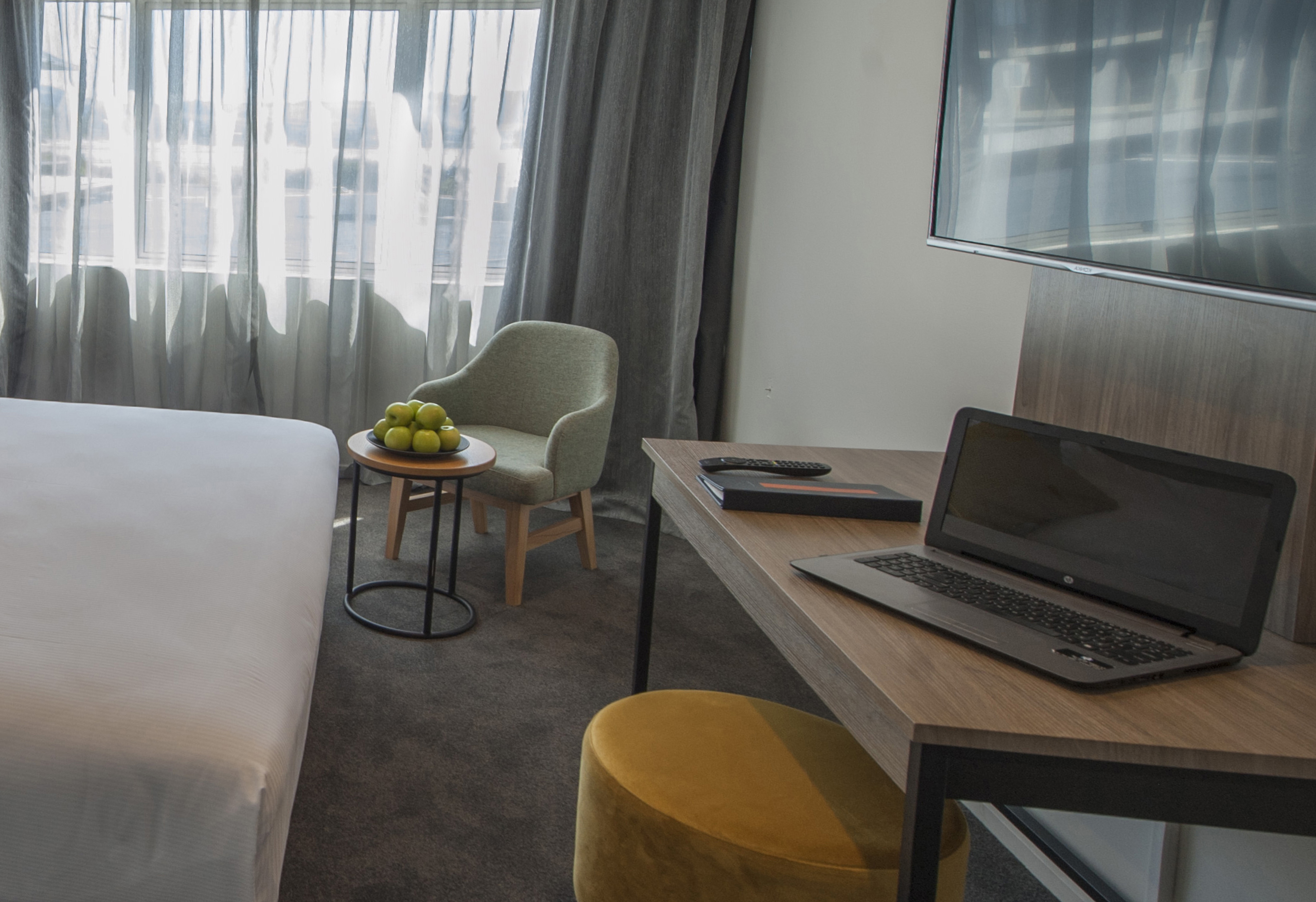 Double Deluxe King Bed