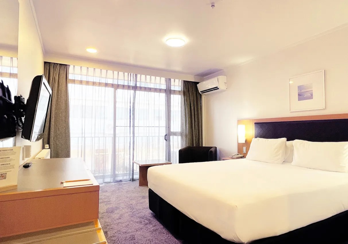 Double King Size Bed